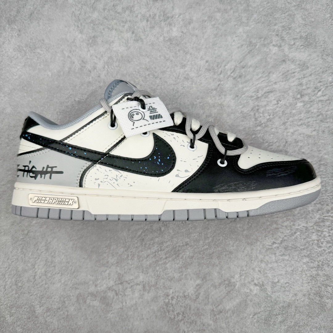 ＃CS纯原 盲盒福利 NK Dunk Low 熊猫恶作剧 星际迷航 黑白 DJ6188-003 口碑大厂出品 品控大底版型不断改良更新品质稳定 全套原纸板楦头开发 确保原汁原味 完美呈现DUNK版型 原厂玻璃冲刀 超高清洁度 全鞋零毛边皮料切割 通过独特多巴胺配色渐变设计、解构麻绳鞋带等细节 让嘻哈元素和潮流元素相结合 尽显帅气本质 设计上尽显特色 百搭耐看 表现出特有的潮流感 整鞋风格鲜明 极具美学 穿出门更是回头率满满 尺码：36 36.5 37.5 38 38.5 39 40 40.5 41 42 42.5 43 44 44.5 45 46-选品中心