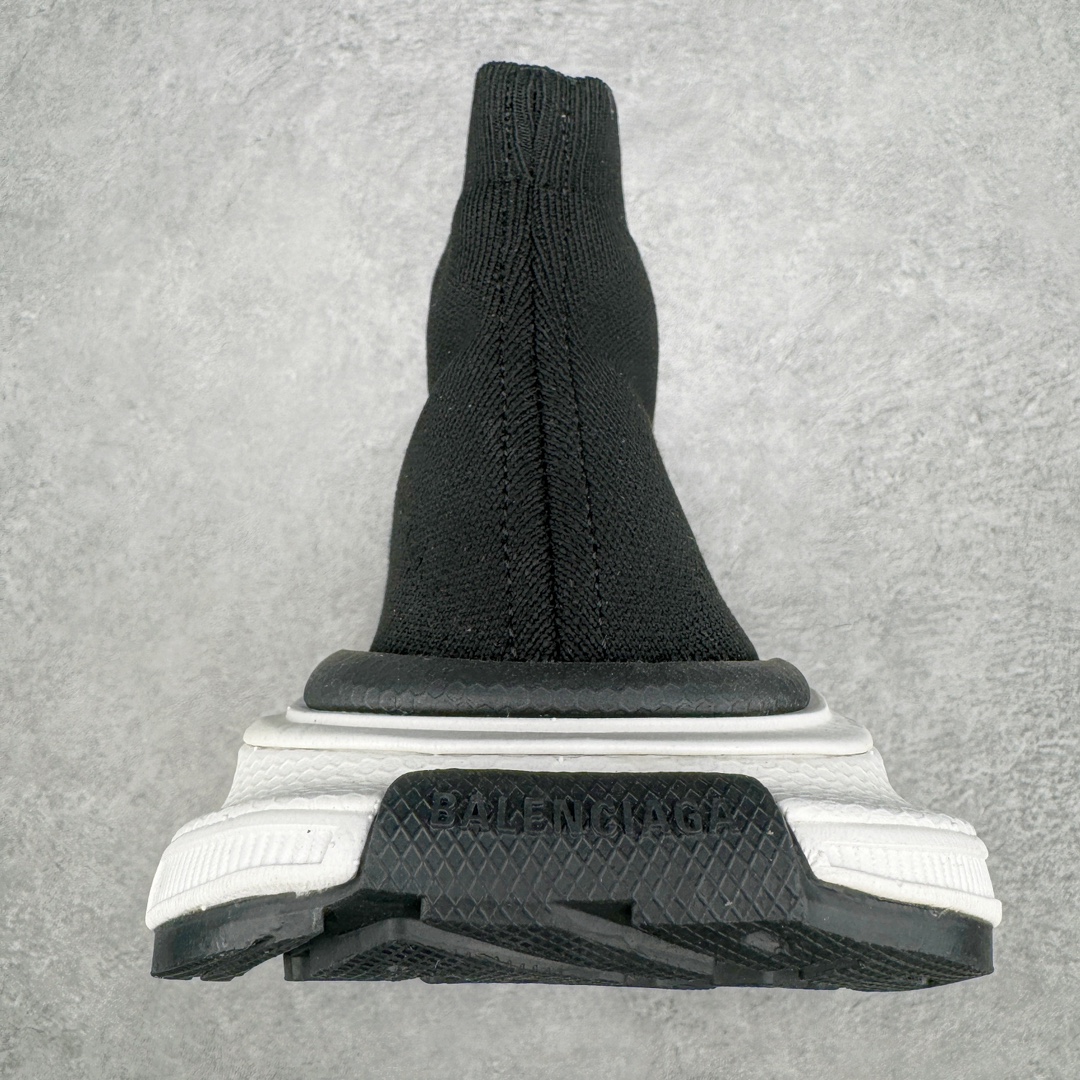 图片[8]-＃总裁特价福利 BALENCIAGA 3XL 巴黎世家袜子鞋复古休闲运动鞋 推出探索时尚界对于原创与挪用的概念、以全新系列致敬传承与经典 以标志性Balenciaga廓形和抽象大底 碰撞出诙谐又和谐的新创意 原盒原配防尘袋 全套原纸板楦头开发 最原汁原味的灵魂版型 全鞋荧光划线卡点 胶水把控整洁度追求极致完美 每一双都是工艺品 多重QC质检 超越公司货的品控标准 实实在在的免检产品 原盒原配 正确字体电绣 粗细、位置、大小正确 侧边TPU 透气孔匹配意产原版 正确气垫分离大底 TPU软底 原版一致大底LOGO 立体感十足 偏大一码 尺码：35 36 37 38 39 40 41 42 43 44 45-选品中心