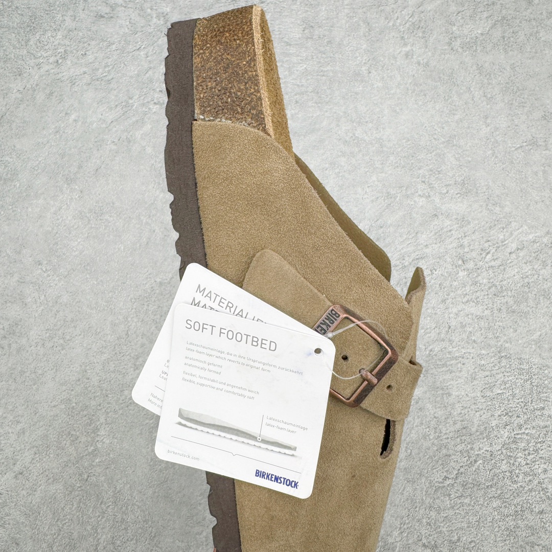 图片[6]-＃莞产纯原福利 Birkenstock Boston VL 勃肯绒面金属针扣软木底包头拖鞋 牛皮绒面革质地柔软 搭配可调节鞋扣提升穿着舒适度 人体工学设计分散脚部压力 保护脚踝 软木乳胶鞋床具有一定的收缩性 长时间穿着后能贴合脚型 EVA鞋底回弹性和抗张性力高 具有良好的防震、缓冲性 四季皆宜 柔软的鞋床采用额外的泡沫缓冲层 提供额外的舒适感和全天支撑 全网独家首发 源于德国的严谨工艺 牛巴戎面 中层松木 EVA 三层组合大底 优质牛皮面料五金扣 出口订单 尺码：35-45-选品中心