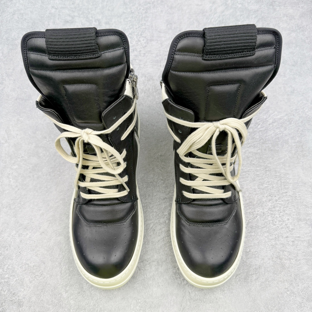 图片[2]-💰480 ＃DG纯原 Rick Owens FogachineGeobasket  瑞克·欧文斯高帮皮面时尚运动板鞋 黑白 二级市场已经7K以上 平台客户随意卖四位数 RO广东原厂出品 纯原天花板 原版一比一复刻 冲正绝不翻车 还原度达到百分之98以上 原楦开发纸版版型 ZP拆解原版1:1复模裁片纸版 力求做到0错位 这样才能达到和zp一致的鞋型味道 采用进口cnc数控机床开发对版独家tpu奶香大底 区别于市场所有版本 zp同源全头层粒面小牛皮 达到和zp一致手感 原厂进口细纹布 万邦订购原厂高弹粉红色海绵 内里搭配软质细腻羊皮 TPU高密度大底 软硬度透光度高已经测试和原版一致 尺码：36 37 38 39 40 41 42 43 44 45 46 编码：by5936050-运动鞋