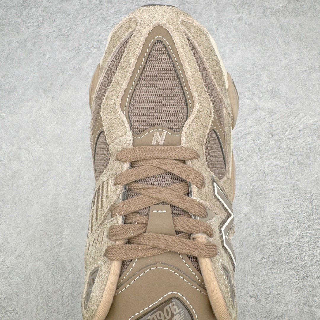 图片[4]-＃纯原特价福利 New Balance NB9060系列 新百伦绒面革网布经典百搭防滑耐磨透气低帮生活休闲鞋 全套原楦原纸板原厂数据开发 进口三明治网面 原装进口翻毛皮料正确绒感卡色 正确中底拉帮中底网布细节 原厂标裁 带紫光防伪 定制后跟透明水晶模块 冲裁组合 大底贴合程度胶水上色把控完美 整洁度挑战全网艺术家 多道序QC把关品质完善 匠心打造 耗时两个月开发完成 工艺极其复杂难度可想而知 新开独立私模大底 全网唯一正确六层组合大底 高端零售专供产物 尺码：36 37 37.5 38 38.5 39 40 40.5 41 42 42.5 43 44 45 46.5-选品中心