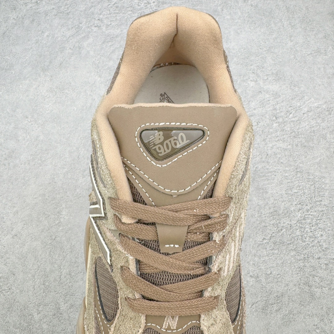 图片[5]-＃纯原特价福利 New Balance NB9060系列 新百伦绒面革网布经典百搭防滑耐磨透气低帮生活休闲鞋 全套原楦原纸板原厂数据开发 进口三明治网面 原装进口翻毛皮料正确绒感卡色 正确中底拉帮中底网布细节 原厂标裁 带紫光防伪 定制后跟透明水晶模块 冲裁组合 大底贴合程度胶水上色把控完美 整洁度挑战全网艺术家 多道序QC把关品质完善 匠心打造 耗时两个月开发完成 工艺极其复杂难度可想而知 新开独立私模大底 全网唯一正确六层组合大底 高端零售专供产物 尺码：36 37 37.5 38 38.5 39 40 40.5 41 42 42.5 43 44 45 46.5-选品中心