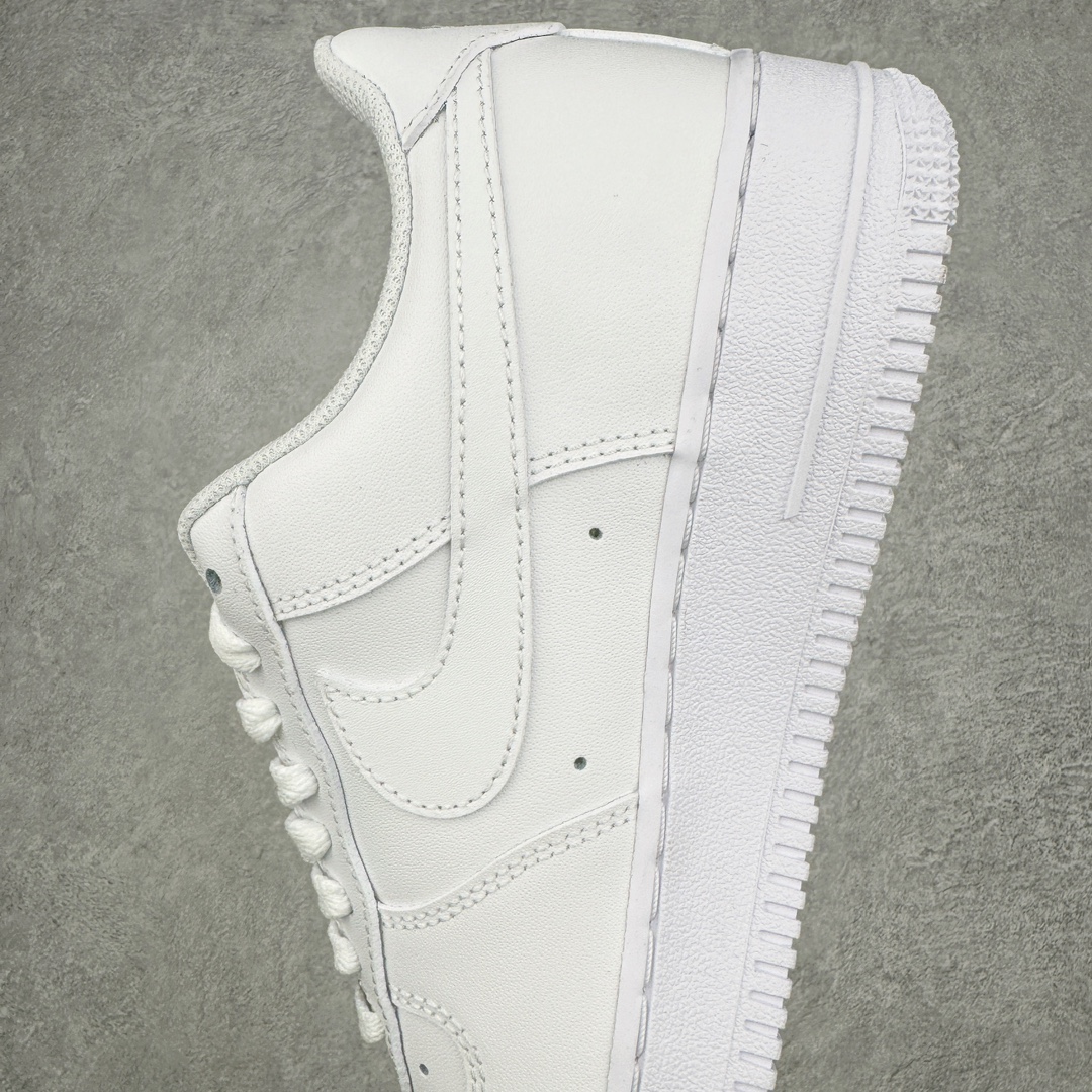 图片[7]-零售💰260 ＃G版纯原 fragment design x NK Air Force 1 Low 空军一号藤原浩联名闪电白色 CW2288-001 双方此次再度以全白色 AF1 为蓝本 通过皮质鞋面、经典的闪电符号以及印在中底的 FRGMT 品牌名等联名细节 呈现全新联名鞋作 同步官方全新版本 全新翻盖原盒配件 不规则波浪大底咬花 全鞋电脑针车 工整有序 视觉效果满分 原厂拉帮手法 标准四线 密度针距针孔大小控制到位 原装反口里网布海绵 正确卡色网眼大小 新版鞋撑改用纸团代替 原厂港宝加持完美还原灵魂版型 原盒原配从里到外百分百还原 原厂全头层原厂皮料 原标原盒 内置Sole气垫 中底白色背胶 中底划线 已经无限的接近公司 原厂楦头 原厂刺绣 后跟弧度修正 独家私模最大开发到48.5 SIZE：35.5 36 36.5 37.5 38 38.5 39 40 40.5 41 42 42.5 43 44 44.5 45 46 47.5 48.5 编码：by2936060-运动鞋