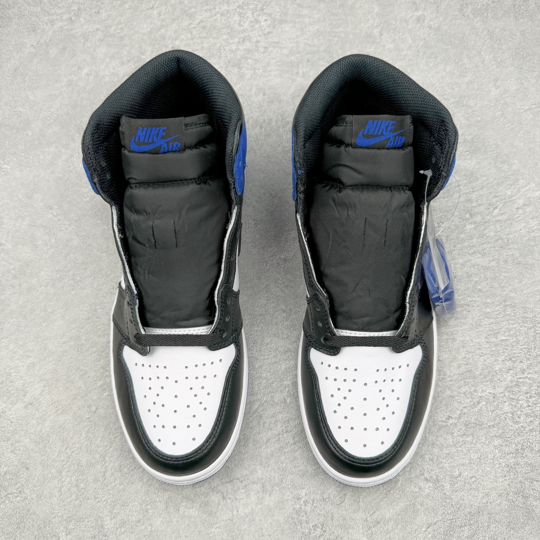 图片[2]-＃FK纯原 Fragment Design x Air Jordan AJ1 Retro High 藤原浩联名大闪电 716371-040 情怀单品 元年老鞋 圈内最强系列 高端零售特供批次 产品品控稳定性领先行业 各方面均可对飙L版 良心定价不杀猪 SZ原厂全套原楦原纸板冲刀磨具开发 原厂皮料加持 原厂港宝加持定型后跟R度完美 同源原厂电绣 飞翼针数密度立体效果一致 百分百一致原鞋 原厂拉帮工艺 针距密度一致 后跟弧度收口自然不对折 极致一眼正品既视感 进口玻璃冲刀皮料裁剪零毛边 全鞋电脑针车工艺 品控清洁度最高QC检验标准 免检产品 原厂订购鞋盒、鞋标、防尘纸、鞋撑、鞋带 追求极致的原厂味道 尺码：40 40.5 41 42 42.5 43 44 44.5 45 46 47.5-选品中心