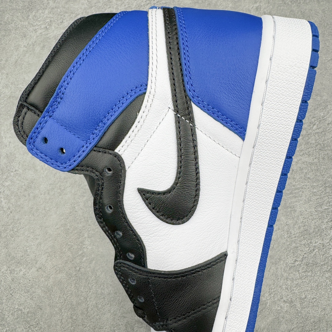 图片[7]-＃FK纯原 Fragment Design x Air Jordan AJ1 Retro High 藤原浩联名大闪电 716371-040 情怀单品 元年老鞋 圈内最强系列 高端零售特供批次 产品品控稳定性领先行业 各方面均可对飙L版 良心定价不杀猪 SZ原厂全套原楦原纸板冲刀磨具开发 原厂皮料加持 原厂港宝加持定型后跟R度完美 同源原厂电绣 飞翼针数密度立体效果一致 百分百一致原鞋 原厂拉帮工艺 针距密度一致 后跟弧度收口自然不对折 极致一眼正品既视感 进口玻璃冲刀皮料裁剪零毛边 全鞋电脑针车工艺 品控清洁度最高QC检验标准 免检产品 原厂订购鞋盒、鞋标、防尘纸、鞋撑、鞋带 追求极致的原厂味道 尺码：40 40.5 41 42 42.5 43 44 44.5 45 46 47.5-选品中心