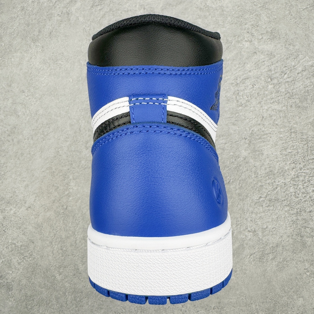 图片[8]-＃FK纯原 Fragment Design x Air Jordan AJ1 Retro High 藤原浩联名大闪电 716371-040 情怀单品 元年老鞋 圈内最强系列 高端零售特供批次 产品品控稳定性领先行业 各方面均可对飙L版 良心定价不杀猪 SZ原厂全套原楦原纸板冲刀磨具开发 原厂皮料加持 原厂港宝加持定型后跟R度完美 同源原厂电绣 飞翼针数密度立体效果一致 百分百一致原鞋 原厂拉帮工艺 针距密度一致 后跟弧度收口自然不对折 极致一眼正品既视感 进口玻璃冲刀皮料裁剪零毛边 全鞋电脑针车工艺 品控清洁度最高QC检验标准 免检产品 原厂订购鞋盒、鞋标、防尘纸、鞋撑、鞋带 追求极致的原厂味道 尺码：40 40.5 41 42 42.5 43 44 44.5 45 46 47.5-选品中心