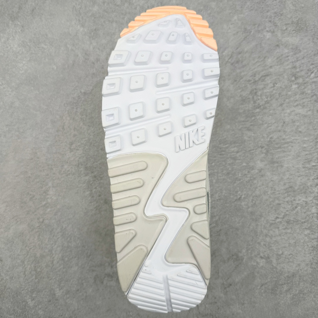 图片[9]-＃MX版 NK Air MAX 90 气垫复古减震跑步鞋 616730-012 经典重温 独家陆续补货 外单专供大厂出品 品质稳定 一百余色 终端操作 Air Max 90于1990年推出 来自Air Max系列 在Air Max 1的基础上改进而得 增加了气垫面积 外型上也更为流线 最特別的就是加入了菱纹塑胶嵌板 为Air Max 90增添了许多潮流气息 皮革鞋面 造就出色耐穿性和支撑力 Max Air缓震配置搭配泡棉中底 令Air Max 90轻盈而舒适 华夫格橡胶外底 铸就Air Max 90非凡的抓地力 而Air Max 90不仅是一双跑鞋 它成功跨越了时间的演进 成为了球鞋文化与潮流圈中最熟为人知的鞋款之一 尺码：36 36.5 37.5 38 38.5 39 40 40.5 41 42 42.5 43 44 44.5 45-选品中心
