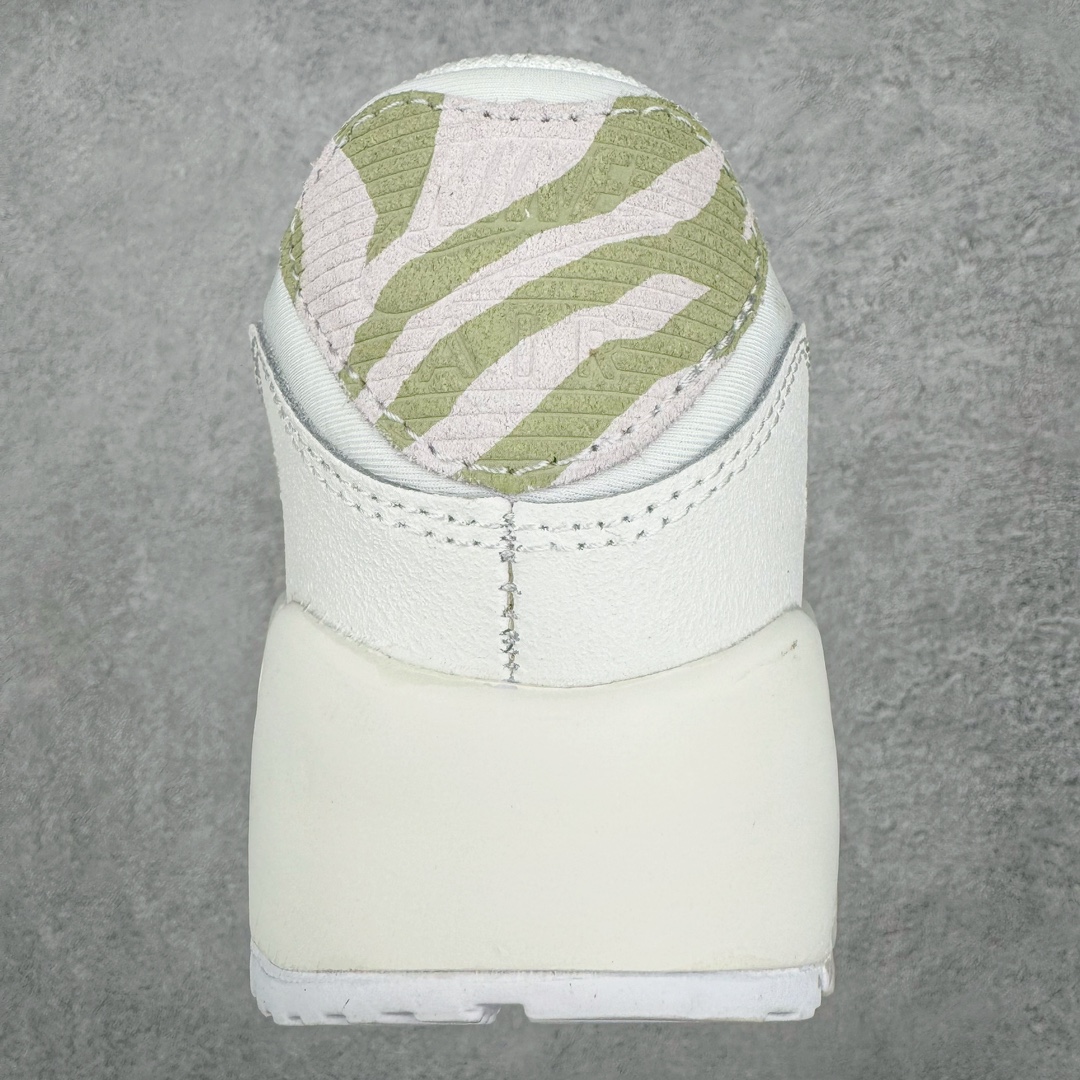 图片[8]-＃MX版 NK Air MAX 90 气垫复古减震跑步鞋 616730-012 经典重温 独家陆续补货 外单专供大厂出品 品质稳定 一百余色 终端操作 Air Max 90于1990年推出 来自Air Max系列 在Air Max 1的基础上改进而得 增加了气垫面积 外型上也更为流线 最特別的就是加入了菱纹塑胶嵌板 为Air Max 90增添了许多潮流气息 皮革鞋面 造就出色耐穿性和支撑力 Max Air缓震配置搭配泡棉中底 令Air Max 90轻盈而舒适 华夫格橡胶外底 铸就Air Max 90非凡的抓地力 而Air Max 90不仅是一双跑鞋 它成功跨越了时间的演进 成为了球鞋文化与潮流圈中最熟为人知的鞋款之一 尺码：36 36.5 37.5 38 38.5 39 40 40.5 41 42 42.5 43 44 44.5 45-选品中心