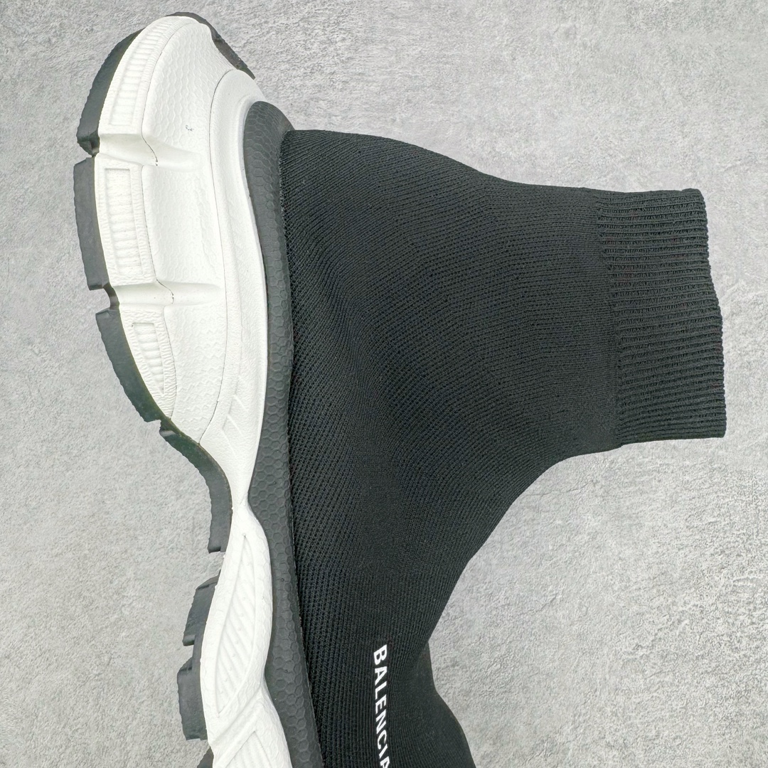 图片[6]-＃XA BALENCIAGA 3XL 巴黎世家袜子鞋复古休闲运动鞋 系列推出探索时尚界对于原创与挪用的概念 以全新系列致敬传承与经典 以标志性Balenciaga廓形和抽象大底 碰撞出诙谐又和谐的新创意 原版一比一做法 鞋面高密度飞织 独家组合大底 正品全套包装 尺码：35-46-选品中心