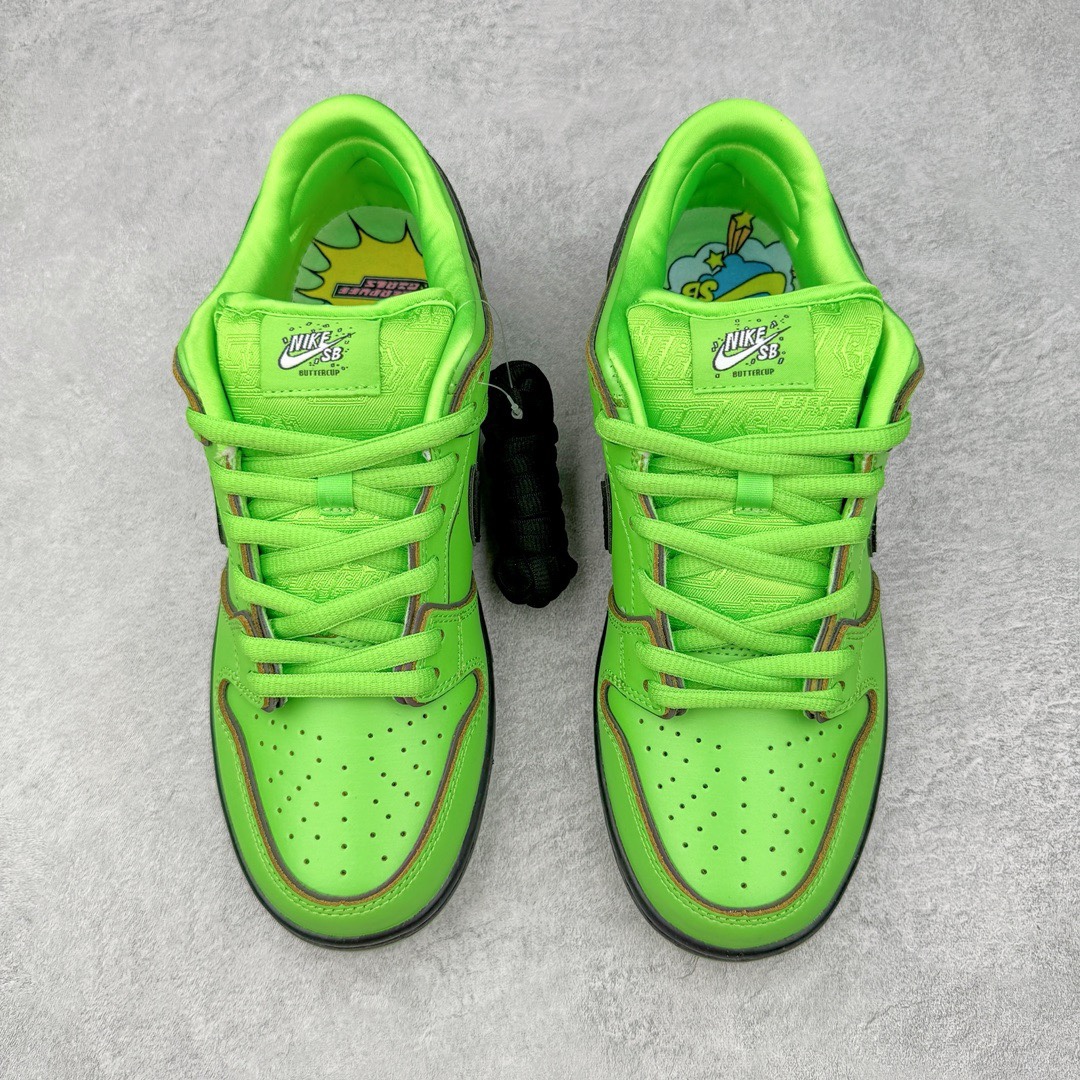 图片[5]-＃LJ渠道版特价 The Powerpuff Girls x NK SB Dunk Low 飞天小女警联名 鞋身以主人公标志性的颜色为灵感设计 整体以皮革材质覆盖 搭配橙色Swoosh和鞋带呈现 十分亮眼 鞋舌标签部分采用卡通样式呈现 鞋舌上还带有\\\”The Powerpuff Girls\\\”字样的暗纹设计 表明鞋款主题 此外内衬部分也采用了缎面材质打造 鞋垫上还带有反派\\\”魔人啾啾\\\”图案 细节直接拉满了 鞋底也采用黑色中底搭配半透明橡胶外底呈现 为整个设计收尾 全套原楦原模倾力打造完美版型 独家原厂航空铝磨具打磨大底 鞋头坡度极致还原 无解鞋型 原盒原配 圈内天花板工艺 原厂冲刀 超高清洁度 全鞋零毛边皮料切割 采用原厂百宏鞋带以及原厂百宏织唛舌标 内标可供原厂几率过验 原厂中底布点胶 原厂中底布拉帮走线遵循公司 尺码：36 36.5 37.5 38 38.5 39 40 40.5 41 42 42.5 43 44 44.5 45 46 47.5-选品中心