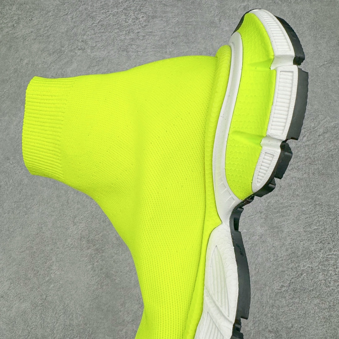 图片[7]-＃XA BALENCIAGA 3XL 巴黎世家袜子鞋复古休闲运动鞋 系列推出探索时尚界对于原创与挪用的概念 以全新系列致敬传承与经典 以标志性Balenciaga廓形和抽象大底 碰撞出诙谐又和谐的新创意 原版一比一做法 鞋面高密度飞织 独家组合大底 正品全套包装 尺码：35-46-选品中心