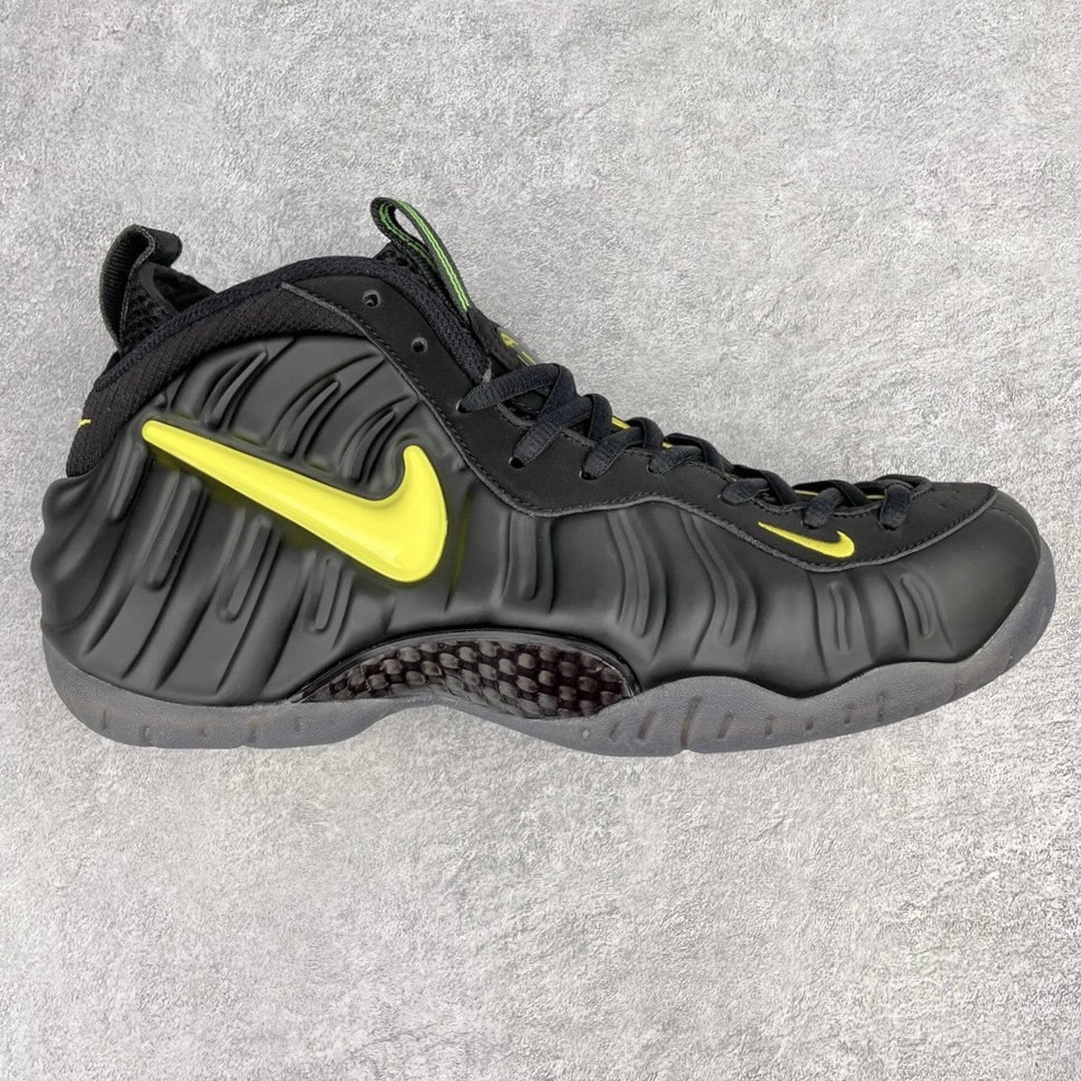 💰340 ＃纯原福利‼NK Air Foamposite One 黑黄泡n莞产原底面 公司渠道同模具  n鞋型发泡360度无死角 双层Zoom气垫植入 n中底完美注胶 搭载原厂碳纤维材质 尺码： 38.5 39 40 40.5 41 42 42.5 43 44 44.5 45 46 编码：by4936010-运动鞋