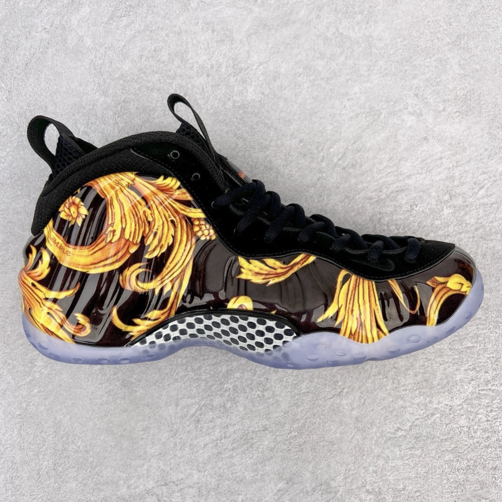 💰510 Supreme x NK Air Foamposite One 黑稻草喷 652792-100 莞产原底面 公司渠道同模具 鞋型发泡360度无死角 双层Zoom气垫植入 中底完美注胶 搭载原厂碳纤维材质 诞生于1997年的NK Air Foamposite系列可以说是整个球鞋历史上最为经典的系列之一 也就是我们常说的“喷”和“泡” 其中“喷”由Foamposite One代言人Penny的英文音译而来 而“泡”则来源于另一款鞋型 Foamposite Pro中\”pro\”的音译 在诞生初期 由于高昂的造价以及超前的外形 Foamposite系列的反对者不在少数 甚至有人认为这款鞋会毁掉整个球鞋行业 但事实证明这双灵感来自于甲虫 自带“黑科技”鞋面以及双层Zoom+大块碳板的太空球鞋不仅受到了大众的接受与追捧 并且成功的影响了篮球鞋的发展 SIZE：38.5 39 40 40.5 41 42 42.5 43 44 44.5 45 46 编码：by5936080-运动鞋