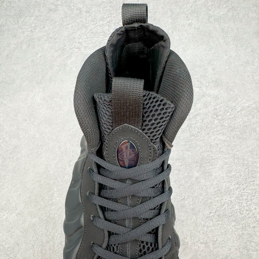 图片[5]-💰550 NK Air Foamposite One 复刻新黑武士喷 FD5855-001 莞产原底面 公司渠道同模具 鞋型发泡360度无死角 双层Zoom气垫植入 中底完美注胶 搭载原厂碳纤维材质 诞生于1997年的NK Air Foamposite系列可以说是整个球鞋历史上最为经典的系列之一 也就是我们常说的“喷”和“泡” 其中“喷”由Foamposite One代言人Penny的英文音译而来 而“泡”则来源于另一款鞋型 Foamposite Pro中\”pro\”的音译 在诞生初期 由于高昂的造价以及超前的外形 Foamposite系列的反对者不在少数 甚至有人认为这款鞋会毁掉整个球鞋行业 但事实证明这双灵感来自于甲虫 自带“黑科技”鞋面以及双层Zoom+大块碳板的太空球鞋不仅受到了大众的接受与追捧 并且成功的影响了篮球鞋的发展 SIZE：38.5 39 40 40.5 41 42 42.5 43 44 44.5 45 46 编码：by6936010-运动鞋