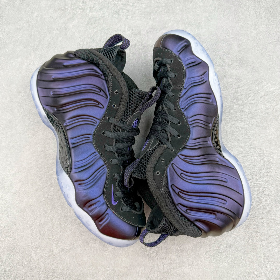 图片[3]-💰440 NK Air Foamposite One 茄子喷 314996-008 莞产原底面 公司渠道同模具 鞋型发泡360度无死角 双层Zoom气垫植入 中底完美注胶 搭载原厂碳纤维材质 诞生于1997年的NK Air Foamposite系列可以说是整个球鞋历史上最为经典的系列之一 也就是我们常说的“喷”和“泡” 其中“喷”由Foamposite One代言人Penny的英文音译而来 而“泡”则来源于另一款鞋型 Foamposite Pro中\”pro\”的音译 在诞生初期 由于高昂的造价以及超前的外形 Foamposite系列的反对者不在少数 甚至有人认为这款鞋会毁掉整个球鞋行业 但事实证明这双灵感来自于甲虫 自带“黑科技”鞋面以及双层Zoom+大块碳板的太空球鞋不仅受到了大众的接受与追捧 并且成功的影响了篮球鞋的发展 SIZE：38.5 39 40 40.5 41 42 42.5 43 44 44.5 45 46 编码：by5936010-运动鞋