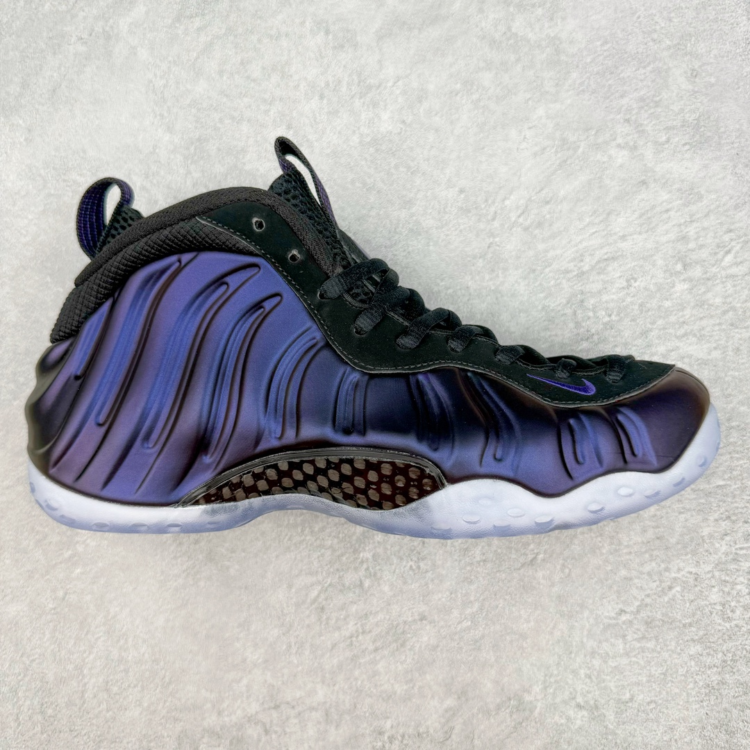 💰440 NK Air Foamposite One 茄子喷 314996-008 莞产原底面 公司渠道同模具 鞋型发泡360度无死角 双层Zoom气垫植入 中底完美注胶 搭载原厂碳纤维材质 诞生于1997年的NK Air Foamposite系列可以说是整个球鞋历史上最为经典的系列之一 也就是我们常说的“喷”和“泡” 其中“喷”由Foamposite One代言人Penny的英文音译而来 而“泡”则来源于另一款鞋型 Foamposite Pro中\”pro\”的音译 在诞生初期 由于高昂的造价以及超前的外形 Foamposite系列的反对者不在少数 甚至有人认为这款鞋会毁掉整个球鞋行业 但事实证明这双灵感来自于甲虫 自带“黑科技”鞋面以及双层Zoom+大块碳板的太空球鞋不仅受到了大众的接受与追捧 并且成功的影响了篮球鞋的发展 SIZE：38.5 39 40 40.5 41 42 42.5 43 44 44.5 45 46 编码：by5936010-运动鞋