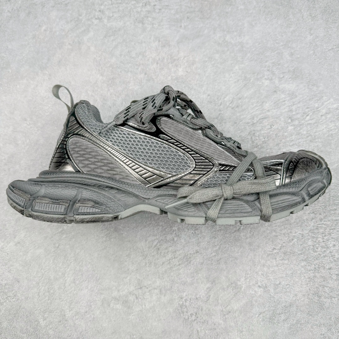 图片[5]-＃XA BALENCIAGA 3XL Sneakers 巴黎世家十代网布系带低帮走秀复古老爹鞋 全套原纸板楦头开发 最原汁原味的灵魂版型 全鞋荧光划线卡点 胶水把控整洁度追求极致完美 每一双都是工艺品 多重QC质检 超越公司货的品控标准 实实在在的免检产品 原盒原配 正确字体电绣 粗细、位置、大小正确 侧边TPU 透气孔匹配意产原版 正确分离大底 TPU软底 原版一致大底LOGO 立体感十足 原厂皮料水洗做旧 采购原厂网纱 不含皮革 网布材料和聚氨酯 磨损效果 鞋头边缘和后帮 Balenciaga 徽标 鞋面和后跟凸印尺码 鞋舌 3XL 橡胶品牌标识和反光细节 鞋帮拉袢和鞋舌拉祥 配反光细节 备用鞋带在鞋履前侧 可在穿着前取下 便于不同造型搭配 正常尺码 尺码：35 36 37 38 39 40 41 42 43 44 45 46-选品中心