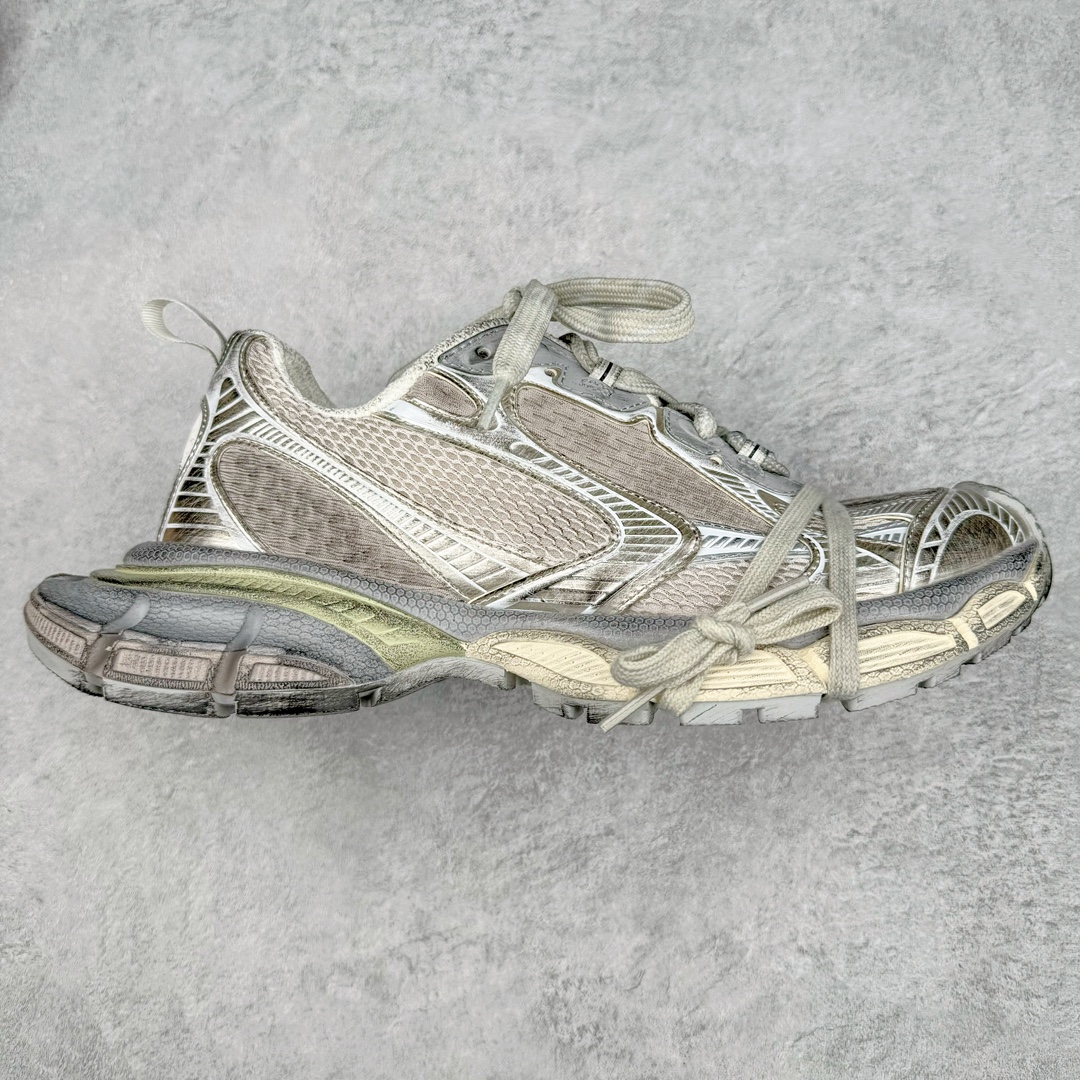 ＃XA BALENCIAGA 3XL Sneakers 巴黎世家十代网布系带低帮走秀复古老爹鞋 全套原纸板楦头开发 最原汁原味的灵魂版型 全鞋荧光划线卡点 胶水把控整洁度追求极致完美 每一双都是工艺品 多重QC质检 超越公司货的品控标准 实实在在的免检产品 原盒原配 正确字体电绣 粗细、位置、大小正确 侧边TPU 透气孔匹配意产原版 正确分离大底 TPU软底 原版一致大底LOGO 立体感十足 原厂皮料水洗做旧 采购原厂网纱 不含皮革 网布材料和聚氨酯 磨损效果 鞋头边缘和后帮 Balenciaga 徽标 鞋面和后跟凸印尺码 鞋舌 3XL 橡胶品牌标识和反光细节 鞋帮拉袢和鞋舌拉祥 配反光细节 备用鞋带在鞋履前侧 可在穿着前取下 便于不同造型搭配 正常尺码 尺码：35 36 37 38 39 40 41 42 43 44 45 46-选品中心