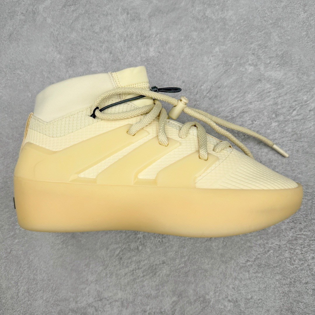 图片[2]-零售💰460 ＃KW纯原 Fear of God Athletics x Adidas Basketball FOG联名高帮篮球鞋 年度大戏 匠心打造 开发时长超过半年 独家私模百万磨具冲刀加持 广硕原厂全套原纸板楦头开发 原厂特供皮料加持 确保原汁原味 Jerry Lorenzo备受期待的Fear of God Athletics I Basketball系列首发推出 恰如其分地命名为\”The One\”终于首次亮相 此次发布的焦点是迷人的 Carbon 碳黑配色 无缝融合了时尚和运动领域 为了体现Fear of God的独特风格 I Basketball通过时尚的低帮和独特的半透明橡胶外底展示其身份 同时以优质针织鞋面搭配氯丁橡胶鞋领和脚踝松紧绳 提升舒适度和灵活性 外搭TPU薄膜覆面 搭配Lightstrike中底 缔造顶级舒适度 该设计融入了标志性元素 如3条纹模鞋侧支撑 灵感来自Adidas三道杆 其他细节包括鞋头上的浮雕Adidas标志和鞋跟上的黑条 带有Fear of God标志 SIZE：36 36.5 37.5 38 38.5 39 40 40.5 41 42 42.5 43 44 44.5 45 46 47 编码：Xby4936060-运动鞋