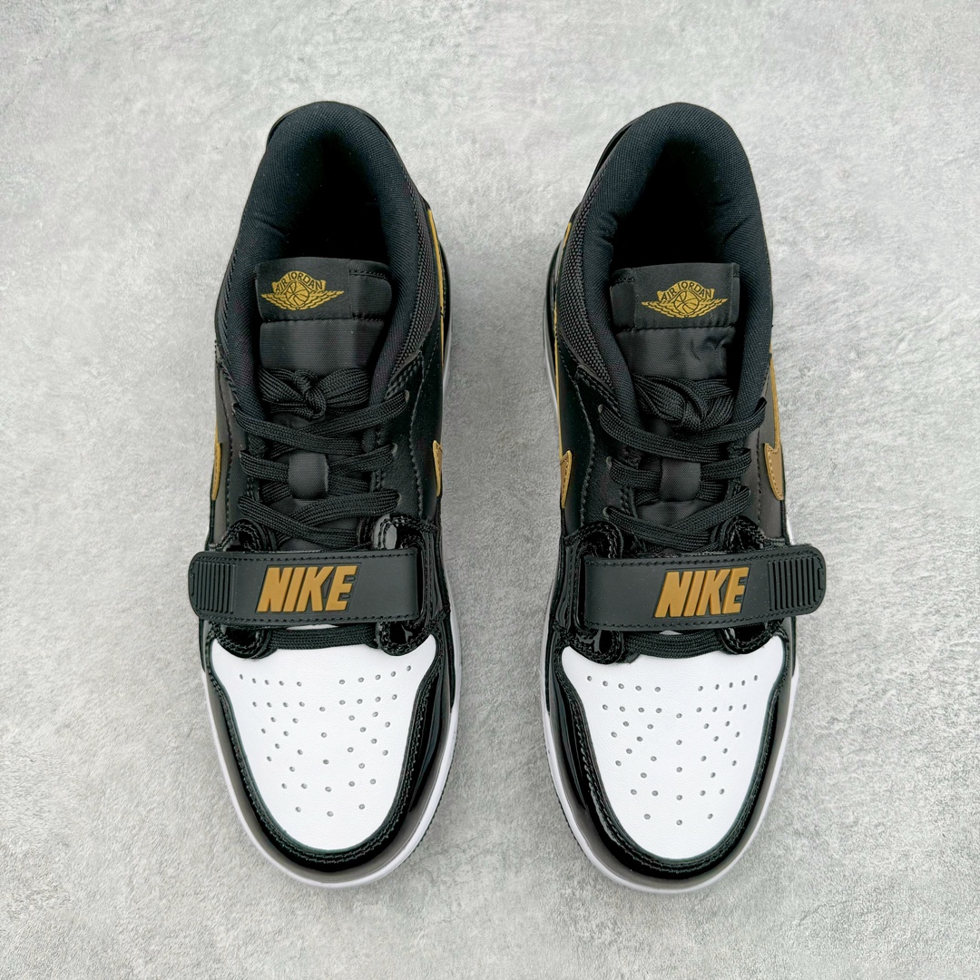 图片[2]-＃PB版 福利特价 Air Jordan Legacy AJ312 Low 低帮复古篮球鞋 市场最强独一档产物 全套原纸板楦头开发 原厂大底磨具加持立体防滑纹理 原档数据后跟TPU子母扣魔术贴 原装可视Air Sole气垫 原汁原味最完美的312代版型 唯一正确鞋头趴度弧度高度鞋身腰线 进口港宝加持 后跟自然饱满 全鞋荧光划线卡点 追求极致完美 每一双都是工艺品 多重QC质检 超越公司货的品控标准 实实在在的免检产品 鞋身采用了皮革材质打造 横跨鞋面的魔术贴十分吸睛 侧面的Swoosh Logo的一部分被鞋面遮挡了一部分 颇具玩味 魔术贴上标有NK标识 而鞋舌上是Jordan的经典红色飞翼Logo 后跟和鞋底均采用了AJ3的设计 后跟上同样也使用了经典的爆裂纹图案 尺码：36 36.5 37.5 38 38.5 39 40 40.5 41 42 42.5 43 44 44.5 45 46 47.5-选品中心