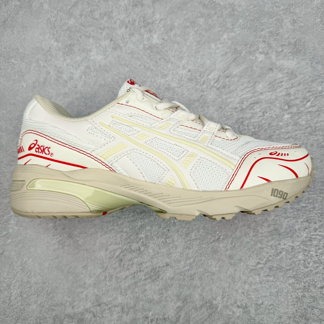 图片[4]-💰110 ＃纯原福利‼ASICS Tiger GEL-1090V2 系列亚瑟士低帮户外风休闲运动跑步鞋 早在 2019 年 ASICS 就推出了流行的 2004 GEL-1090 的新版本 该产品因其复古外观和舒适的造型而被推向现代街头服饰 现在ASICS 以时下流行的运动美学改造鞋款 以对跑步者的新诠释打造全新 GEL-1090 v2 在新版本中 ASICS 专注于日常衣橱的采用 将优质绒面革和柔软皮革的毛绒组合拼凑在运动鞋的覆盖层上 以柔和的配色为重点，新运动鞋的改良美学为 2019 年发布的 GEL-1090 的金属色调提供了一种简约的选择 然而 它曾经受到运动员广泛喜爱的流线型轮廓在新型号中保持不变 将舒适性和多功能性保持在设计的核心 这款运动鞋还保留了网眼鞋身 确保透气性 圆形鞋带确保贴合 在原版的新进展中 该品牌使用 GEL 系列的最新技术开发更新了运动鞋的外观 简约之选 新运动鞋的改良美学 尺码：36 37 37.5 38 39 39.5 40 40.5 41.5 42 42.5 43.5 44 44.5 45 编码：by1936080-运动鞋