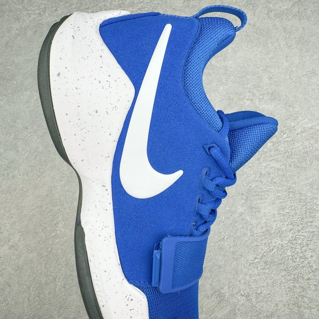 图片[6]-＃K版纯原福利 NK Paul George PG1 保罗乔治一代签名篮球鞋 蓝白 878627-400 网眼布面与麂皮材质拼接合成的鞋身充满质感 鞋面与鞋底的鱼鳞纹路、携带扣的浮标形状设计的灵感来自于乔治最大的个人爱好一钓鱼 鞋身的F引ywire动态飞线与大绑带设计为球鞋提供了非常优秀的包妻和稳定性 中底则使用了Phylon泡棉加前掌Zoom Air气垫 带来轻盈而富有回弹力的缓震效果 球鞋后部的3M反光条设计则寓意着他那次著名的受伤事件 尺码：39 40 40.5 41 42 42.5 43 44 44.5 45 46-选品中心