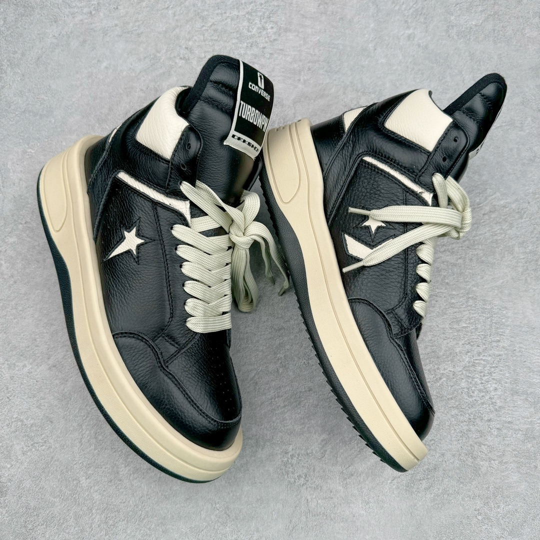 图片[3]-💰460 ＃纯原 Rick Owens DRKSHDW x Converse TURBODRK Weapon RO瑞克欧文斯匡威联名摩登厚底运动板鞋 黑白 以 80 年代的经典篮球鞋 Weapon 为灵感 带来新诠释 超厚鞋底 高帮鞋身以及夸张的鞋舌设计都充满 Rick Owens 式的美学  原厂楦头纸板裁片完全1:1对位复模 这样最后合模拼接的时候鞋型才能以最完美的形态展现 区别于市面上所有看图做货版本 导致整个鞋型完全不对味 臃肿肥胖 根本没有展现出原版的味道 原版的灵魂就在五角星的位置 不同码数上的比例是有区别的 原版整体是修长的 皮料根据原厂色号经过了历时 3个月无数次修改 终于调整到和原版最为接近的同色摔纹荔枝皮 因为毕竟官方多次补货 官方的皮料颜色或多或少都会有稍微的色差 属于正常现象 我们买回来的几双正品样板也会有区别 鞋底模具重新开模 独立私模三色tpu橡胶组合大底 1个码数一套模具 这样做的好处的码数比较合脚 区别市场上共码普通版本 单色同色橡胶大底 尺码：35 36 37 38 38.5 39 40 40.5 41 42 42.5 43 44 44.5 45 46 编码：by5936030-运动鞋