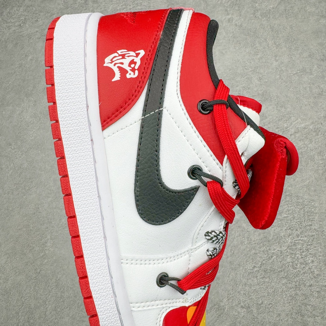 图片[6]-💰110 ＃福利特价‼Air Jordan AJ1 Low 解构绑带低帮系列 原厂内置气垫魔块 A模大底 头层小牛皮 鞋舌AJ原厂专用牛津布+AJ专用反口珍珠布+原厂无杂质高弹内里海棉+特殊封边弹力鞋带 SIZE：36 36.5 37.5 38 38.5 39 40 40.5 41 42 42.5 43 44 44.5 45 46 编码：Qby1936080-运动鞋