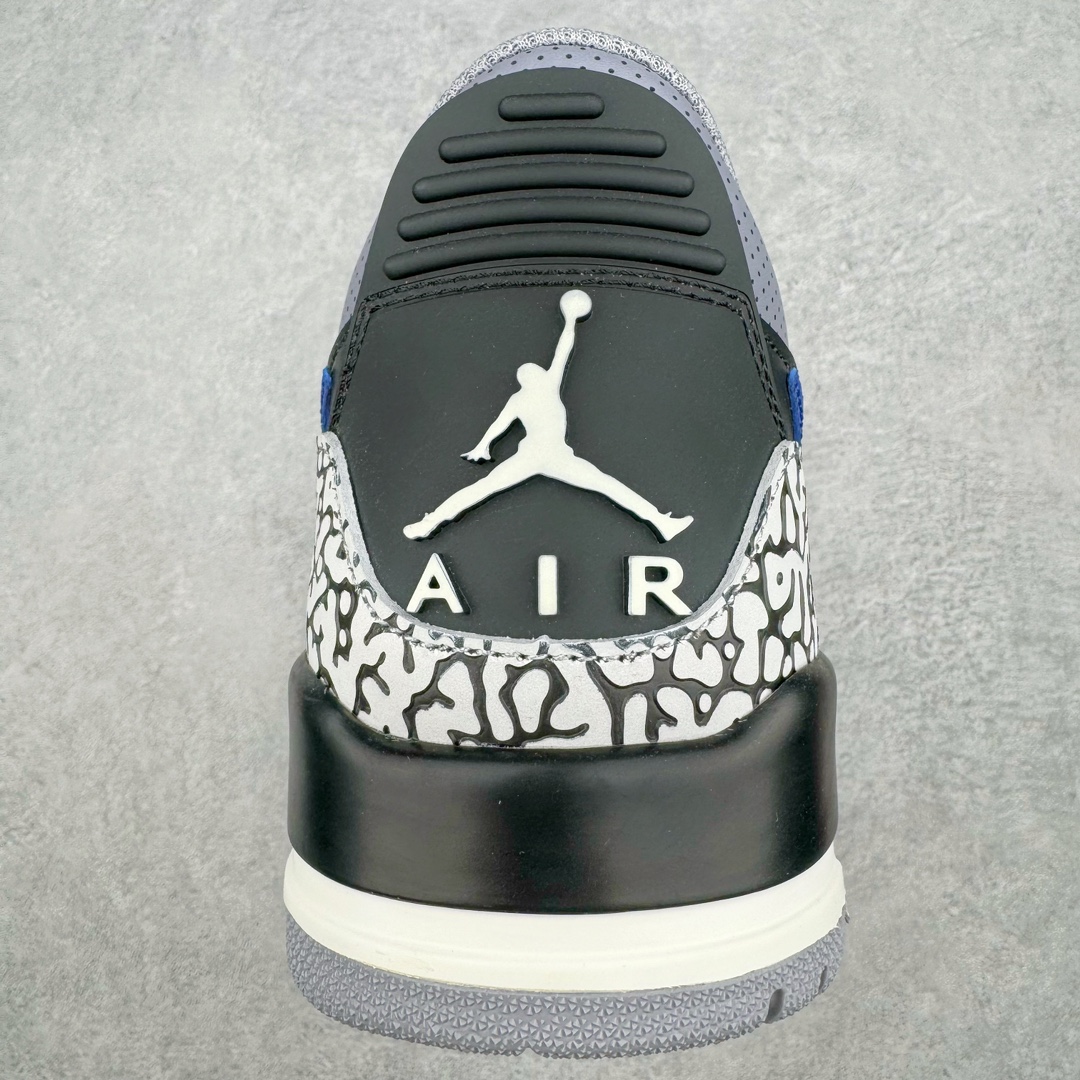 图片[8]-💰190 ＃PB Air Jordan Legacy AJ312 Low 低帮复古篮球鞋 皇家蓝 CD9054-041 市场最强独一档产物 全套原纸板楦头开发 原厂大底磨具加持立体防滑纹理 原档数据后跟TPU子母扣魔术贴 原装可视Air Sole气垫 原汁原味最完美的312代版型 唯一正确鞋头趴度弧度高度鞋身腰线 进口港宝加持 后跟自然饱满 全鞋荧光划线卡点 追求极致完美 每一双都是工艺品 多重QC质检 超越公司货的品控标准 实实在在的免检产品 鞋身采用了皮革材质打造 横跨鞋面的魔术贴十分吸睛 侧面的Swoosh Logo的一部分被鞋面遮挡了一部分 颇具玩味 魔术贴上标有NK标识 而鞋舌上是Jordan的经典红色飞翼Logo 后跟和鞋底均采用了AJ3的设计 后跟上同样也使用了经典的爆裂纹图案 SIZE：36 36.5 37.5 38 38.5 39 40 40.5 41 42 42.5 43 44 44.5 45 46 47.5 编码：by2936060-运动鞋