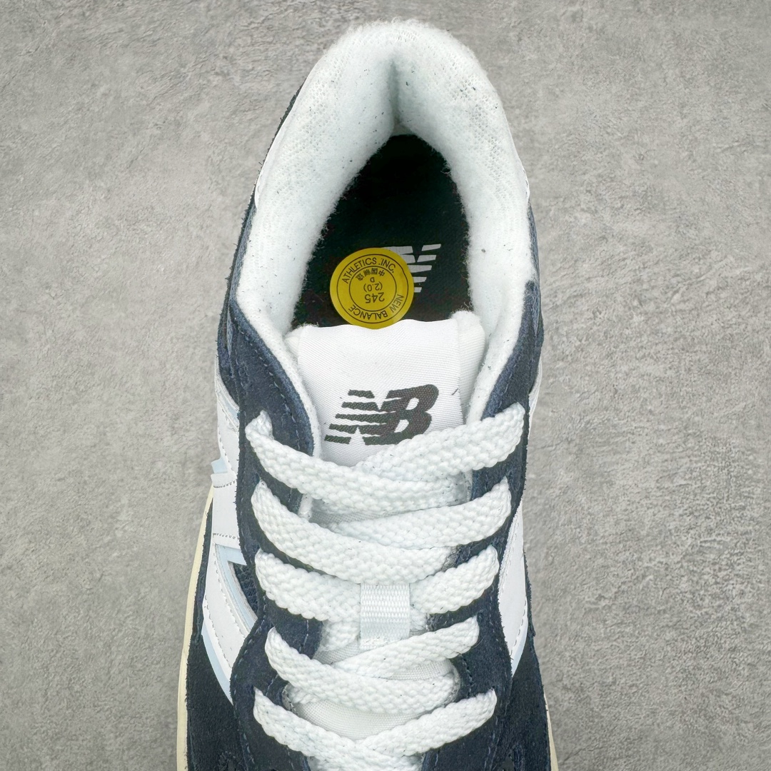 图片[5]-💰120 ＃福利特价‼New Balance/新百伦 NB5740系列复古休闲运动跑鞋 特别以1988年首度面世的经典574作为设计蓝本 保留574简约易衬的80s鞋型轮廓 同时再加以向90年代特立独行的抢眼美学致敬 凭借多种严选的优质素材重塑出让人耳目一新又充满层次感的革新中低结构 另一方面 为呼应90年代的巨大化潮流 鞋侧也点题采用了相应的巨大化N字Logo 并且加上反光细节点缀 再结合同样启发自574并经过改良的抓地鞋底 可谓集结两大年代的注目设计元素 尺码：36 36.5 37 37.5 38 38.5 39 40 40.5 41 42 42.5 43 44 45 编码：by1936090-运动鞋