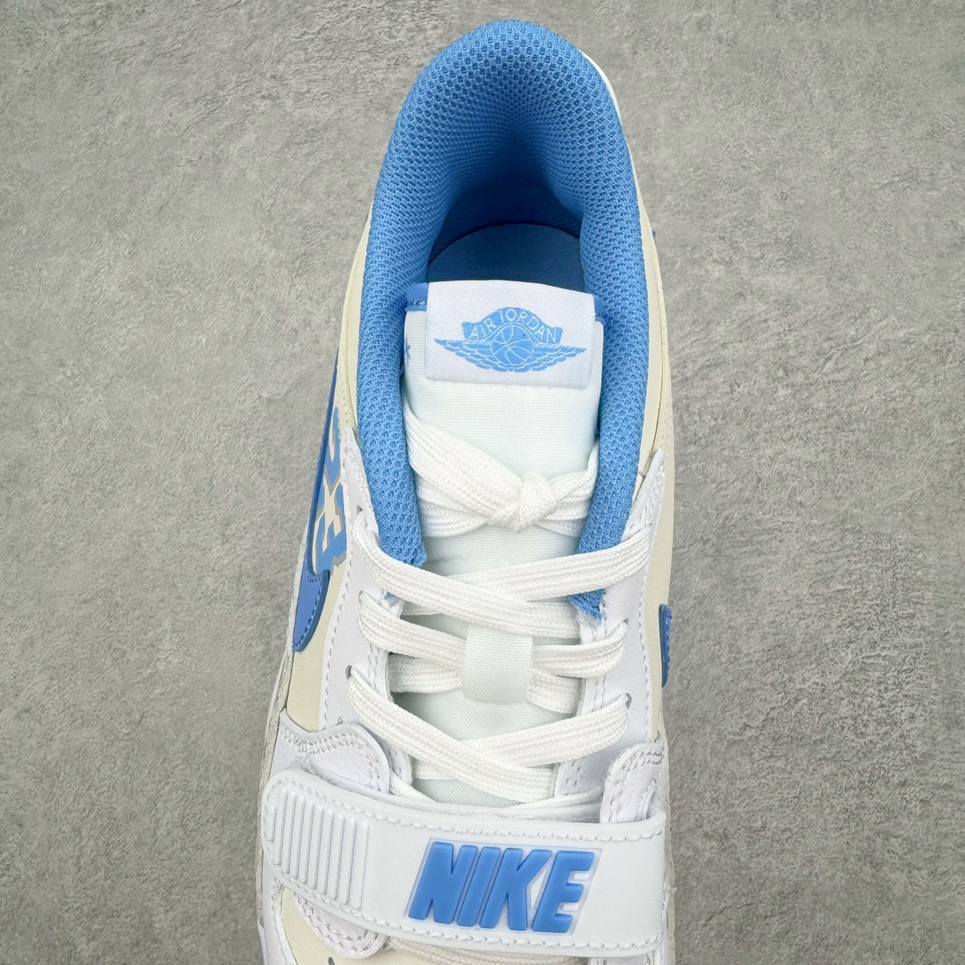 图片[5]-💰190 ＃PB Air Jordan Legacy AJ312 Low 低帮复古篮球鞋 白蓝 FJ7223-141 市场最强独一档产物 全套原纸板楦头开发 原厂大底磨具加持立体防滑纹理 原档数据后跟TPU子母扣魔术贴 原装可视Air Sole气垫 原汁原味最完美的312代版型 唯一正确鞋头趴度弧度高度鞋身腰线 进口港宝加持 后跟自然饱满 全鞋荧光划线卡点 追求极致完美 每一双都是工艺品 多重QC质检 超越公司货的品控标准 实实在在的免检产品 鞋身采用了皮革材质打造 横跨鞋面的魔术贴十分吸睛 侧面的Swoosh Logo的一部分被鞋面遮挡了一部分 颇具玩味 魔术贴上标有NK标识 而鞋舌上是Jordan的经典红色飞翼Logo 后跟和鞋底均采用了AJ3的设计 后跟上同样也使用了经典的爆裂纹图案 SIZE：36 36.5 37.5 38 38.5 39 40 40.5 41 42 42.5 43 44 44.5 45 46 47.5 编码：by2936060-运动鞋