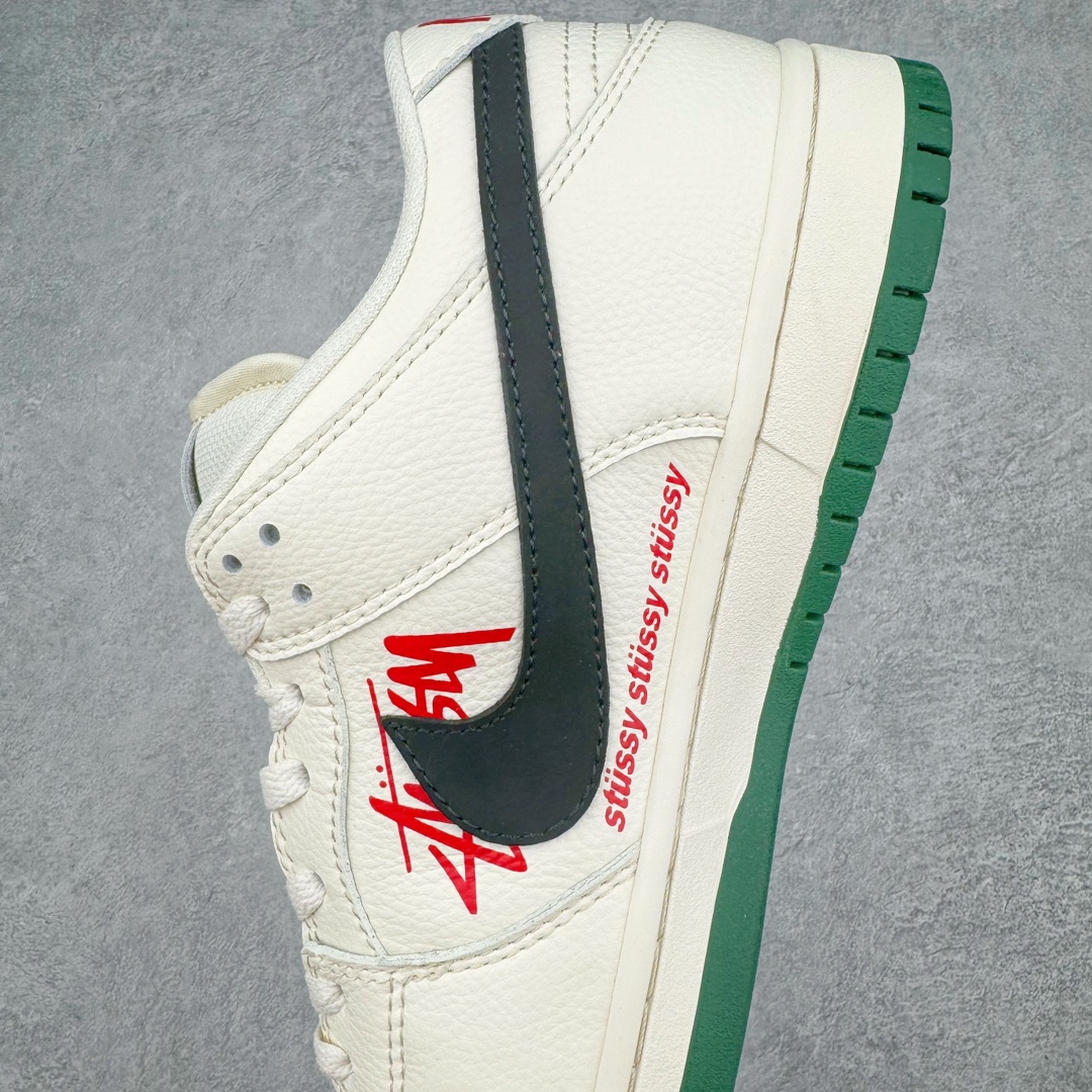 图片[7]-💰200 ＃S版 NK Dunk Low 海外定制配色 大厂出品 极力推荐 原装头层材料 独家版型蒸餾加工帶來的是更好的视觉和脚感体验大厂纯原品质出货 清洁度 电绣工艺 皮料切割干净无任何毛边 细节完美 SIZE：36 36.5 37.5 38 38.5 39 40 40.5 41 42 42.5 43 44 44.5 45 46 47.5 编码：Sby2936070-运动鞋