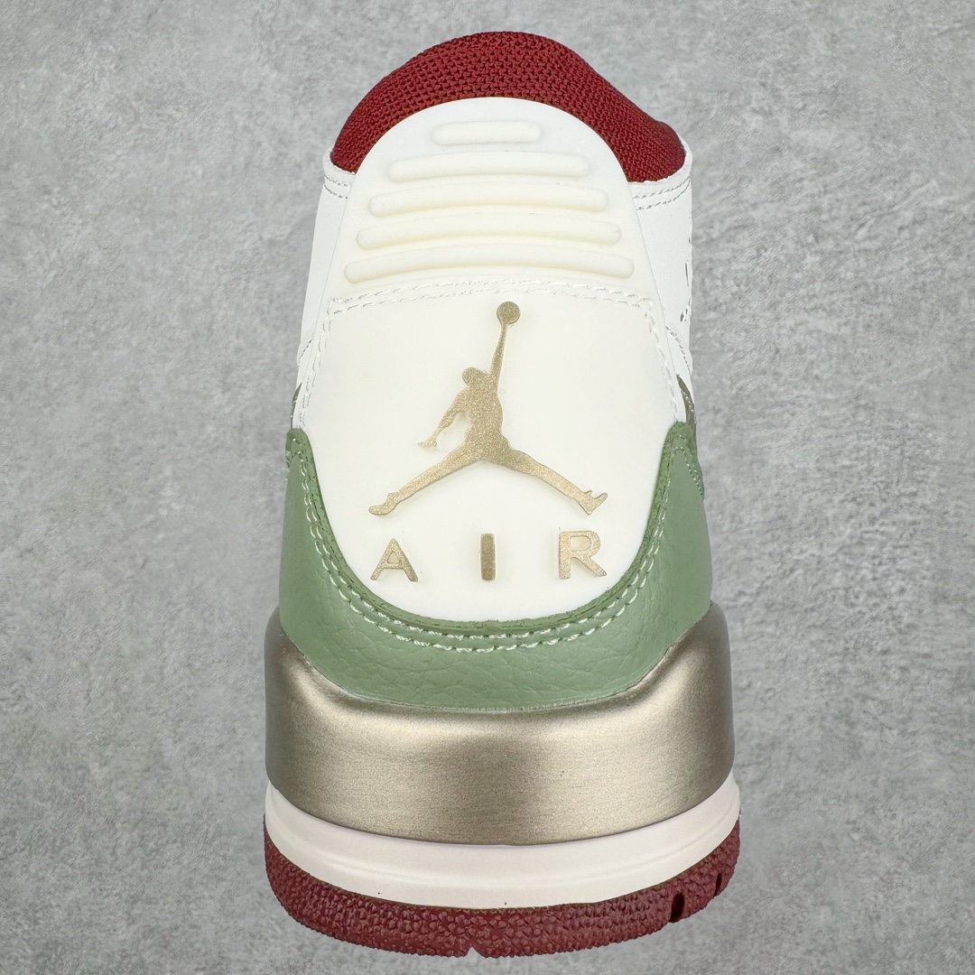 图片[8]-💰220 ＃KZ神版 Air Jordan Legacy AJ312 High 高帮复古篮球鞋 CNY龙年限定 帆白绿 FZ5047-120 市场最强独一档产物 全套原纸板楦头开发 原厂大底磨具加持立体防滑纹理 原档数据后跟TPU子母扣魔术贴 原装可视Air Sole气垫 原汁原味最完美的312代版型 唯一正确鞋头趴度弧度高度鞋身腰线 进口港宝加持 后跟自然饱满 全鞋荧光划线卡点 追求极致完美 每一双都是工艺品 多重QC质检 超越公司货的品控标准 实实在在的免检产品 鞋身采用了皮革材质打造 横跨鞋面的魔术贴十分吸睛 侧面的Swoosh Logo的一部分被鞋面遮挡了一部分 颇具玩味 魔术贴上标有NK标识 而鞋舌上是Jordan的经典红色飞翼Logo 后跟和鞋底均采用了AJ3的设计 后跟上同样也使用了经典的爆裂纹图案 SIZE：36 36.5 37.5 38 38.5 39 40 40.5 41 42 42.5 43 44 44.5 45 编码：by2936090-运动鞋