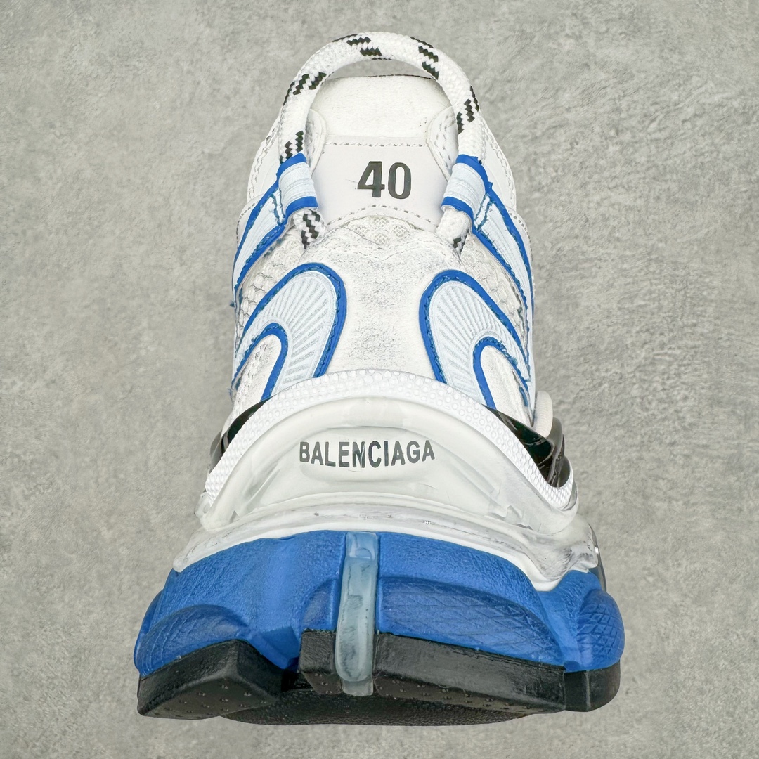 图片[8]-＃VG零售版 BALENCIAGA Runner Sneaker 巴黎世家七代慢跑系列低帮复古野跑潮流运动鞋老爹鞋 尼龙和网布材质 磨损效果 鞋头边缘印有尺码 背面浮印尺码 外侧印有跑者徽标 鞋舌刺绣 Balenciaga 品牌标识 鞋跟背面 Balenciaga品牌标识 材质采用65%聚氨酯、35%聚酯纤维 全新 Runner 鞋型轮廓借鉴于 2000 年初的复古线条 搭载大网眼面料制成鞋面基础，由粉色、白色尼龍与橡胶质地覆盖鞋面诠释线条感 当中透过几道手缝线与折损痕更是精准的掌握历经时间淬炼的破旧痕迹 延续其手法至鞋领、鞋跟、鞋带、中底等部分均饰有破损及脏污之貌 尤其是鞋领处与鞋带孔眼条更是采用不规则做旧技术将内容物泡棉随机露出 尺码：35 36 37 38 39 40 41 42 43 44 45 46-选品中心