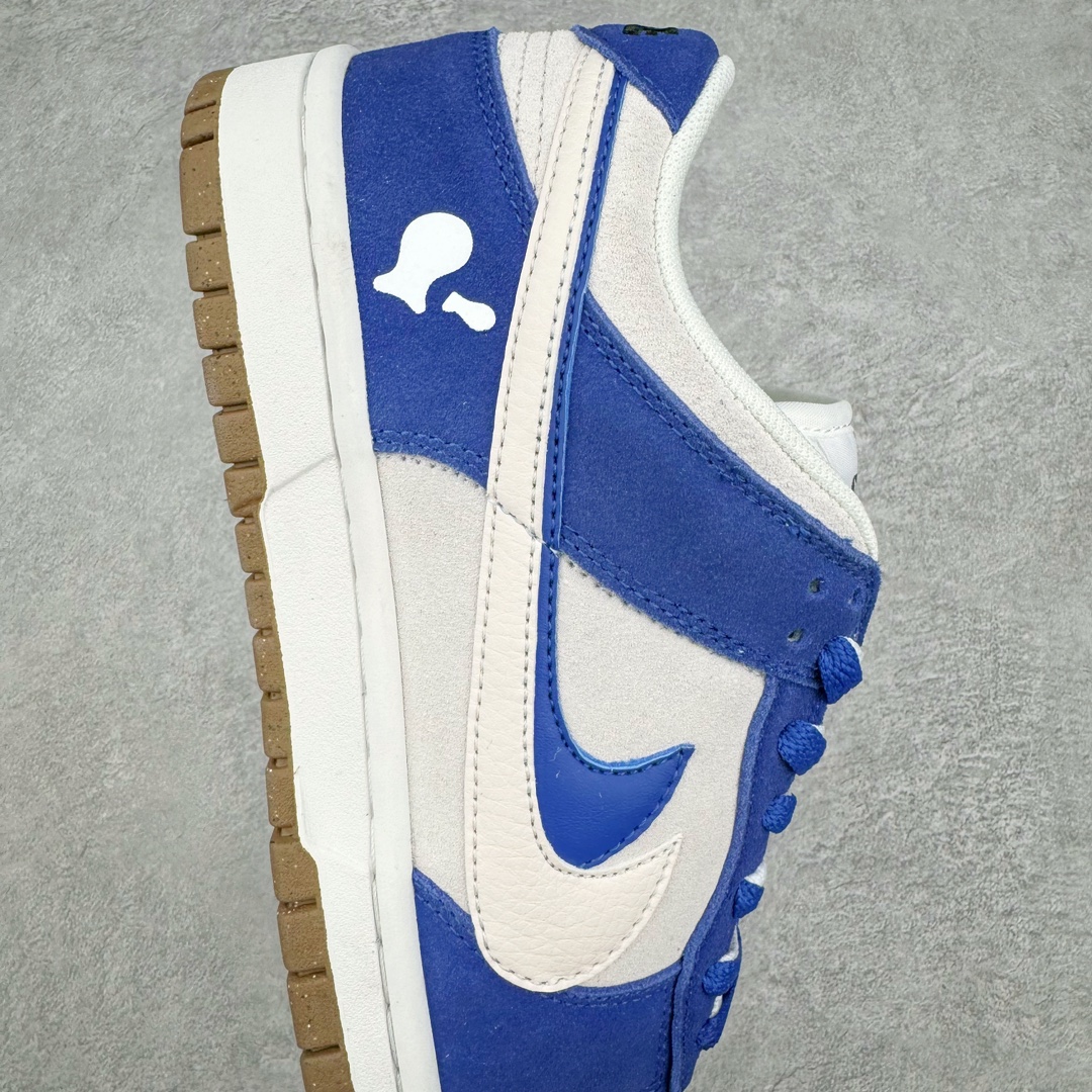 图片[6]-💰130 ＃yh纯原福利‼NK Dunk Low SE 85 双钩复古休闲板鞋 DO9457 口碑大厂出品 品控大底版型不断改良更新品质稳定 全套原纸板楦头开发 确保原汁原味 完美呈现DUNK版型 原厂玻璃冲刀 超高清洁度 全鞋零毛边皮料切割 采用绒面革材质 鞋身左右侧均配有皮革质双 Swoosh 兰色搭配上白色 85年纪念标放在鞋舌的位置 简洁干净的配色设计 绝对是日常出街上脚的不二选择 SIZE：36 36.5 37.5 38 38.5 39 40 40.5 41 42 42.5 43 44 44.5 45 46 编码：Dby2936000-运动鞋