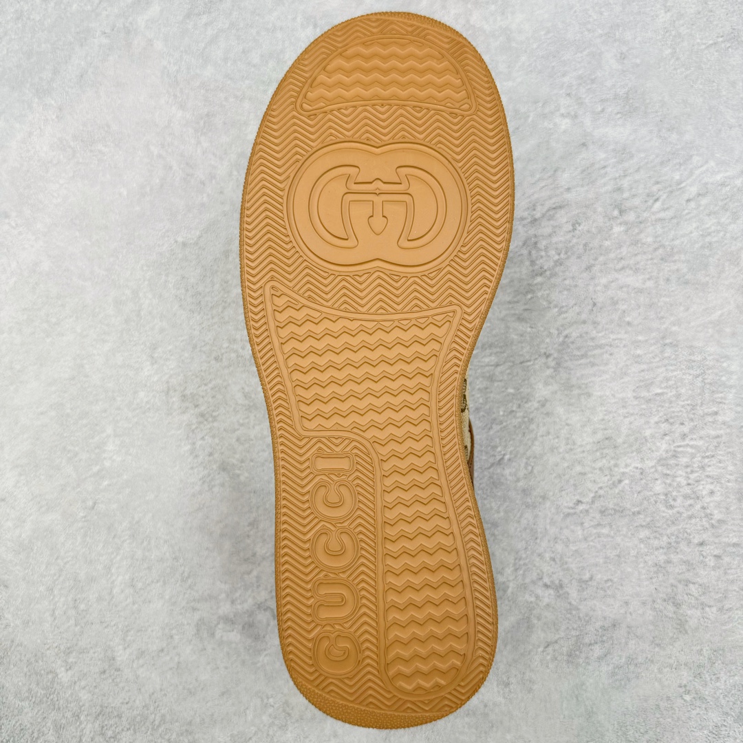 图片[9]-＃纯原福利 Gucci Chunky B Screener GG 古驰饼干鞋运动休闲鞋系列 纯原级别 原版盒子 官方一致原版 原标原盒 官方全套配件 原装雪梨形超软沙绒纸团 手工上线 不开胶 该品牌鞋款在制作中使用的是环保植物胶水 采用版凝胶技术(空胶工艺）存在一些缝隙属于正常现象 不用担心会影响到您的正常使用效果 采用厚底结构 巧妙运用外观设计、配色和材质三重元素 展现出复古风范 别致的橡胶鞋底 搭配米色和乌木色经典GG帆布鞋身及同色调皮革滚边 突显时尚大气的品味 尺码：35 36 37 38 39 40 41 42 43 44 45-选品中心