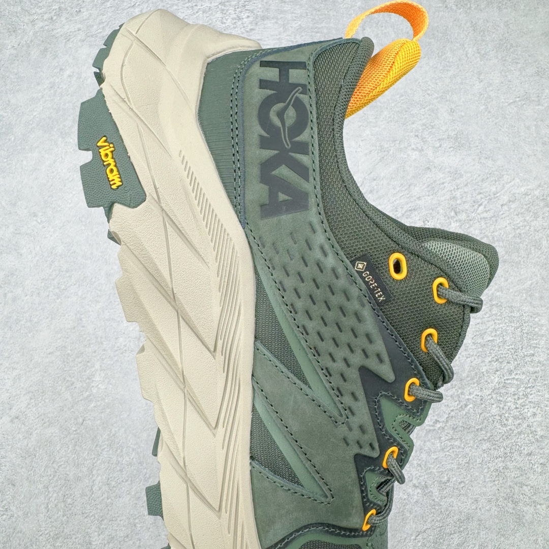 图片[6]-💰370 ＃X版纯原 Hoka M ANACAPA LOW GTX 低帮厚底锯齿坦克户外运动鞋 Vibram辽宁代工原装外底提供强大的防滑性能 5MM多向凸耳提供多种地形下的强劲抓地力 鞋面加入防水功能 汗气却可经由GORE-TEX薄膜上的微孔排出 皮革鞋面搭配耐磨 橡胶鞋头使鞋面具有良好的透气性 支撑性及保护性 上层缓冲EVA可为足底带来柔软舒适的缓冲感 底层橡胶化泡棉提供持久的缓震和支撑 尺码：36 36.5 37 38 38.5 39 40 40.5 41 42 42.5 43 44 44.5 45 46 编码：Xby4936040-运动鞋