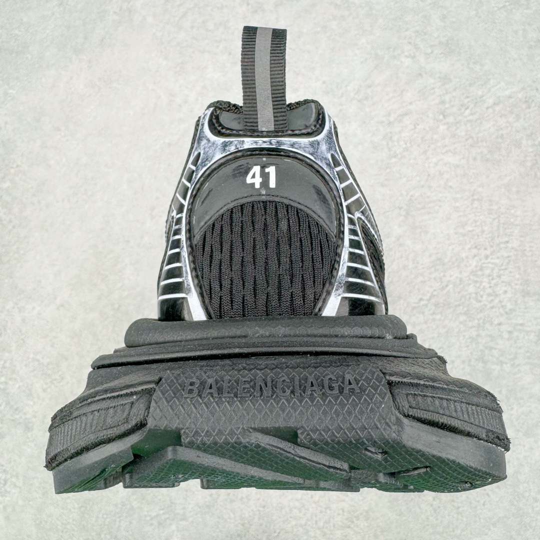 图片[8]-＃OG纯原福利 BALENCIAGA 3XL Sneakers 巴黎世家十代网布系带低帮走秀复古老爹鞋 黑色闪钻 全套原纸板楦头开发 最原汁原味的灵魂版型 全鞋荧光划线卡点 胶水把控整洁度追求极致完美 每一双都是工艺品 多重QC质检 超越公司货的品控标准 实实在在的免检产品 原盒原配 正确字体电绣 粗细、位置、大小正确 侧边TPU 透气孔匹配意产原版 正确分离大底 TPU软底 原版一致大底LOGO 立体感十足 原厂皮料水洗做旧 采购原厂网纱 不含皮革 网布材料和聚氨酯 磨损效果 鞋头边缘和后帮 Balenciaga 徽标 鞋面和后跟凸印尺码 鞋舌 3XL 橡胶品牌标识和反光细节 鞋帮拉袢和鞋舌拉祥 配反光细节 备用鞋带在鞋履前侧 可在穿着前取下 便于不同造型搭配 偏大一码 尺码：35 36 37 38 39 40 41 42 43 44 45 46-选品中心