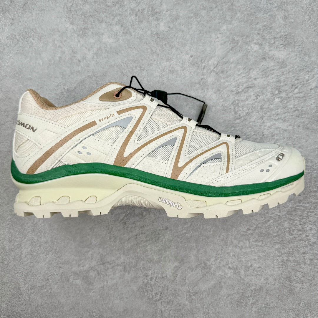 ＃绿X/GX Salomon XT-QUEST ADV 萨洛蒙潮流越野机能户外功能鞋 纯原外贸平台特供订单 耗时半年巨作 全套原纸板楦头开发 原厂特供网布配套加持 确保原汁原味 完美呈现版型 原档数据独家私模五层组合大底 男女鞋同步官方开发至46.5 原装Ortholite轻量化鞋垫 中底布带钢印编号 原厂TPU锁扣 进口港宝加持 后跟自然饱满 还原公司包裹性 基于 SALOMON 初代 XT 鞋身造型并搭载 4D ADVANCED CHASSIS™ 大底打造而成 为这款 XT-QUEST 带来了多项足部控制与保护等功能性 如在运动过程中控制左右晃动的过程而提高稳定性、改善长途越野过程中足中到足尖的过渡、提高感知岩石的精确度以抵抗尖锐物体对脚底的伤害以及采用动态缓冲来增强穿着舒适感 从而减轻疲劳感 使 XT-QUEST 成为一双舒适且安全的户外之履 尺码：36 36.5 37.5 38 38.5 39 40 40.5 41 42 42.5 43 44 44.5 45 46 46.5-选品中心
