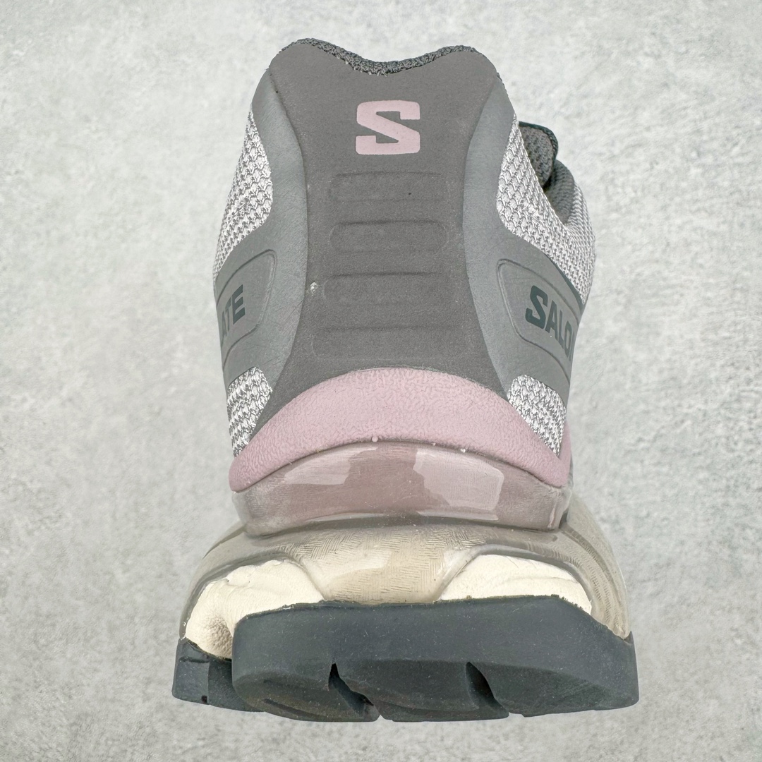 图片[8]-💰280 ＃绿X Salomon XT-Slate Advanced 斯莱特先行系列低帮城市越野机能休闲运动鞋 Salomon 正式发布全新越野鞋款 XT-SLATE 经典当家科技大底搭配创新鞋面 性能再一次创新升级 承袭品牌专业的户外基因 Salomon 持续研发高性能科技装备 不断完善各种户外运动需求 为确保优越的越野性能 Salomon XT- SLATE ADVANCED 继续沿用 ACS 动态稳定系统 大底方面采用 Contagrip® 反向 V 形耳齿设计 无论在潮湿、松软、坚硬&干燥路面 耐磨同时更保证良好的抓地性能 而在本次全新升级中 XT- SLATE ADVANCED 更采用了 EVA 中底 提供轻量级缓震 确保柔软脚感 轻盈着地 Salomon XT-SLATE ADVANCED 的鞋面是本次创新升级一大亮点 采用华夫格纹网面材质打造 并从山径道路获取灵感 鞋面上压印了流线型的纹路 来呼应连绵的山脉地形景观 配合以便于操作的快速系带系统 让鞋款更贴合足部 尺码：36 36.5 37.5 38 38.5 39 40 40.5 41 42 42.5 43 44 44.5 45 46.5 编码：by3936050-运动鞋