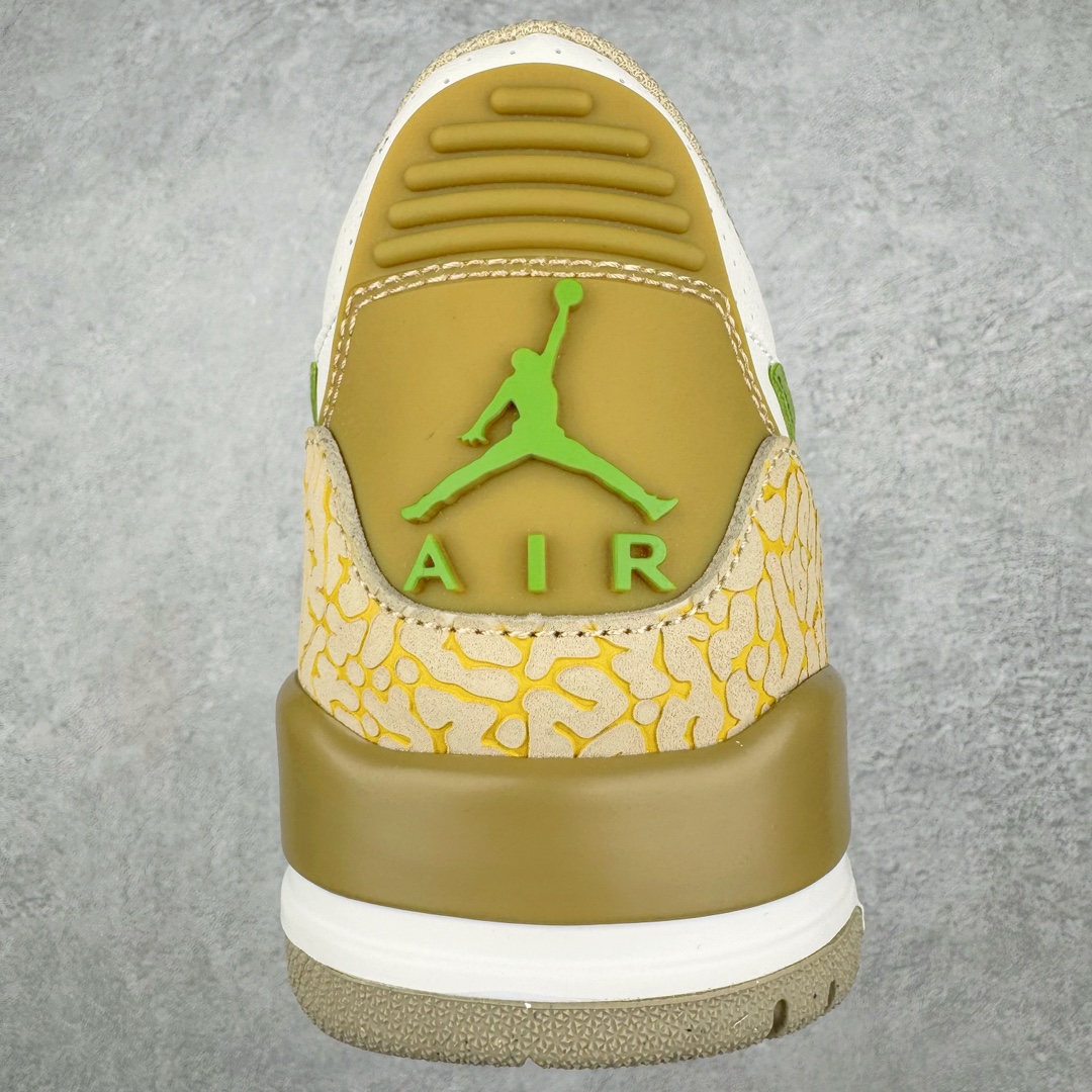 图片[8]-💰190 ＃PB Air Jordan Legacy AJ312 Low 低帮复古篮球鞋 白橄榄绿 DX9260-001 市场最强独一档产物 全套原纸板楦头开发 原厂大底磨具加持立体防滑纹理 原档数据后跟TPU子母扣魔术贴 原装可视Air Sole气垫 原汁原味最完美的312代版型 唯一正确鞋头趴度弧度高度鞋身腰线 进口港宝加持 后跟自然饱满 全鞋荧光划线卡点 追求极致完美 每一双都是工艺品 多重QC质检 超越公司货的品控标准 实实在在的免检产品 鞋身采用了皮革材质打造 横跨鞋面的魔术贴十分吸睛 侧面的Swoosh Logo的一部分被鞋面遮挡了一部分 颇具玩味 魔术贴上标有NK标识 而鞋舌上是Jordan的经典红色飞翼Logo 后跟和鞋底均采用了AJ3的设计 后跟上同样也使用了经典的爆裂纹图案 SIZE：36 36.5 37.5 38 38.5 39 40 40.5 41 42 42.5 43 44 44.5 45 46 47.5 编码：by2936060-运动鞋