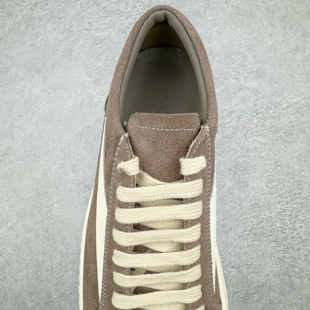 图片[5]-💰430 ＃BG纯原 Rick Owens FW23 LUXOR 瑞克·欧文斯低帮皮面时尚运动板鞋 ZP拆解原版1:1复模裁片纸格 力求做到0错位 这样才能达到和zp一致的鞋型味道 历时3月重新开模 采用进口cnc数控机床开发对版独家tpu奶香大底 区别于市场所有版本 zp同源全头层粒面小牛皮 达到和zp一致手感 原厂进口细纹布 万邦订购原厂高弹粉红色海绵 尺码：35 36 37 38 39 40 41 42 43 44 45 46 编码：by5936000-运动鞋