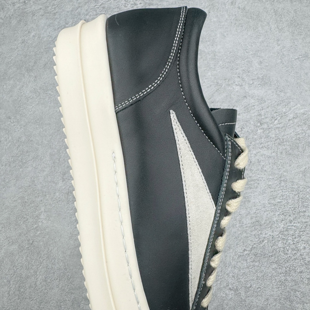 图片[6]-💰430 ＃BG纯原 Rick Owens FW23 LUXOR 瑞克·欧文斯低帮皮面时尚运动板鞋 ZP拆解原版1:1复模裁片纸格 力求做到0错位 这样才能达到和zp一致的鞋型味道 历时3月重新开模 采用进口cnc数控机床开发对版独家tpu奶香大底 区别于市场所有版本 zp同源全头层粒面小牛皮 达到和zp一致手感 原厂进口细纹布 万邦订购原厂高弹粉红色海绵 尺码：35 36 37 38 39 40 41 42 43 44 45 46 编码：by5936000-运动鞋