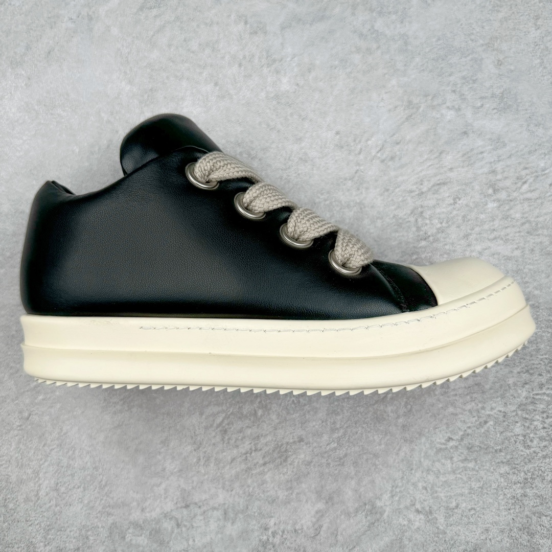 💰430 ＃BG纯原 Rick Owens FW23 LUXOR 瑞克·欧文斯低帮皮面时尚运动板鞋 ZP拆解原版1:1复模裁片纸格 力求做到0错位 这样才能达到和zp一致的鞋型味道 历时3月重新开模 采用进口cnc数控机床开发对版独家tpu奶香大底 区别于市场所有版本 zp同源全头层粒面小牛皮 达到和zp一致手感 原厂进口细纹布 万邦订购原厂高弹粉红色海绵 尺码：35 36 37 38 39 40 41 42 43 44 45 46 编码：by5936000-运动鞋