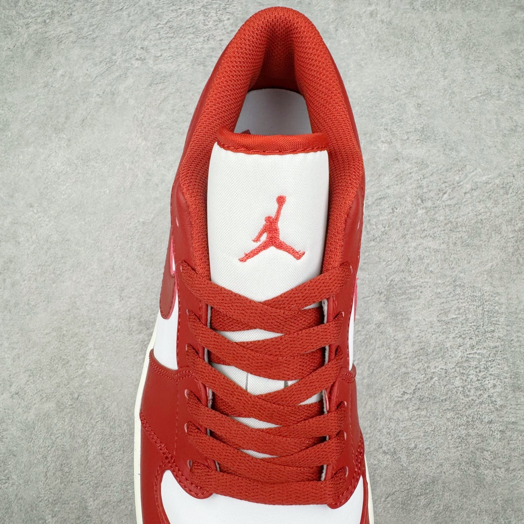 图片[5]-💰180 ＃K版 Air Jordan AJ1 Low 低帮 红白 FJ3459-160 全新流水线出品 DT版本唯一平替选择 市场第二梯队最强版 全部原鞋开发 原楦原纸板开发 全鞋电脑针车 原厂内置全掌气垫 原盒内在原标 唯一Zp原版鞋带绑法 免检产品 全新2022版型 全头层皮料 完美零毛边处理 原厂配置全掌气垫 价格定位良心 几十个配色陆续出货 SIZE：36 36.5 37.5 38 38.5 39 40 40.5 41 42 42.5 43 44 44.5 45 46 47.5 编码：by2936050-运动鞋