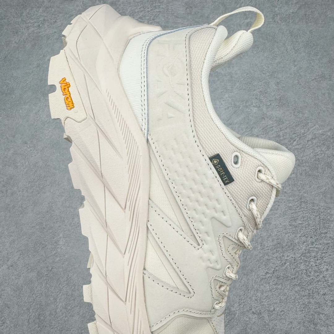 图片[6]-💰370 ＃X版纯原 Hoka M ANACAPA LOW GTX 低帮厚底锯齿坦克户外运动鞋 Vibram辽宁代工原装外底提供强大的防滑性能 5MM多向凸耳提供多种地形下的强劲抓地力 鞋面加入防水功能 汗气却可经由GORE-TEX薄膜上的微孔排出 皮革鞋面搭配耐磨 橡胶鞋头使鞋面具有良好的透气性 支撑性及保护性 上层缓冲EVA可为足底带来柔软舒适的缓冲感 底层橡胶化泡棉提供持久的缓震和支撑 尺码：36 36.5 37 38 38.5 39 40 40.5 41 42 42.5 43 44 44.5 45 46 编码：Xby4936040-运动鞋