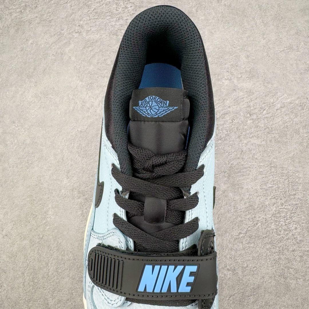 图片[5]-💰190 ＃PB Air Jordan Legacy AJ312 Low 低帮复古篮球鞋 淡蓝 CD7069-400 市场最强独一档产物 全套原纸板楦头开发 原厂大底磨具加持立体防滑纹理 原档数据后跟TPU子母扣魔术贴 原装可视Air Sole气垫 原汁原味最完美的312代版型 唯一正确鞋头趴度弧度高度鞋身腰线 进口港宝加持 后跟自然饱满 全鞋荧光划线卡点 追求极致完美 每一双都是工艺品 多重QC质检 超越公司货的品控标准 实实在在的免检产品 鞋身采用了皮革材质打造 横跨鞋面的魔术贴十分吸睛 侧面的Swoosh Logo的一部分被鞋面遮挡了一部分 颇具玩味 魔术贴上标有NK标识 而鞋舌上是Jordan的经典红色飞翼Logo 后跟和鞋底均采用了AJ3的设计 后跟上同样也使用了经典的爆裂纹图案 SIZE：36 36.5 37.5 38 38.5 39 40 40.5 41 42 42.5 43 44 44.5 45 46 47.5 编码：by2936060-运动鞋