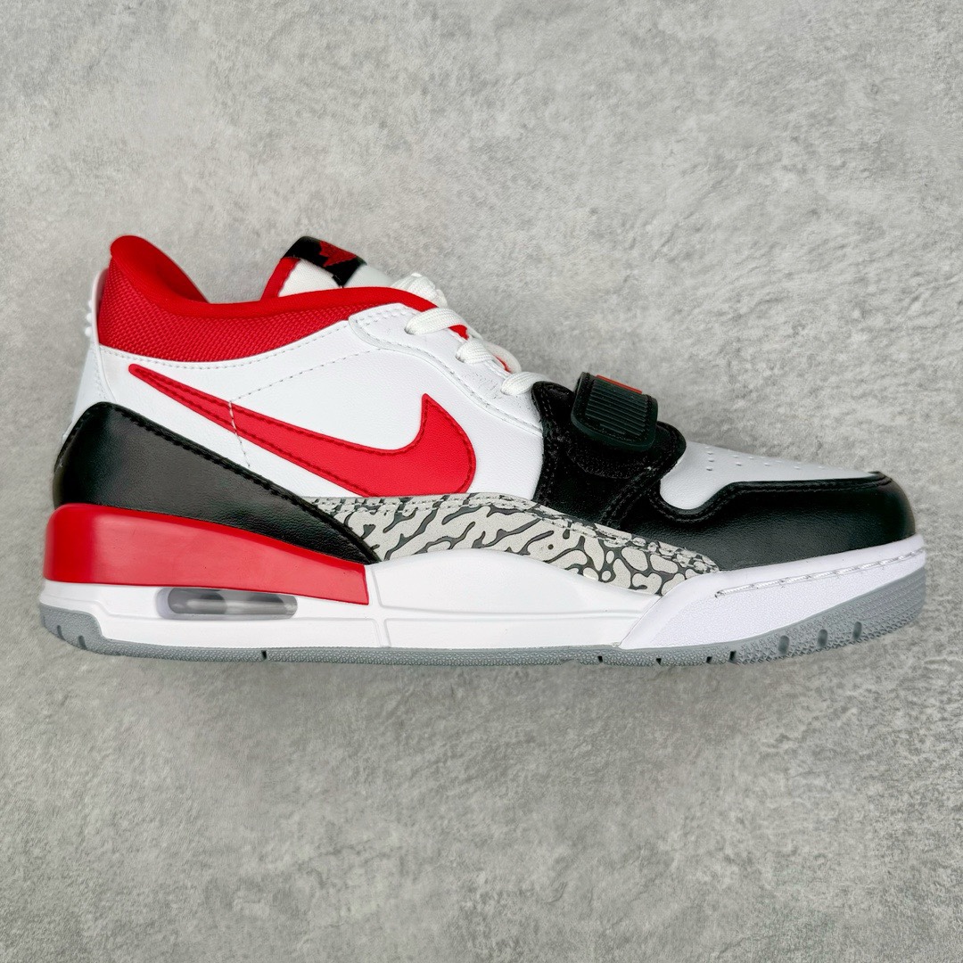 图片[2]-＃PB版 福利特价 Air Jordan Legacy AJ312 Low 低帮复古篮球鞋 市场最强独一档产物 全套原纸板楦头开发 原厂大底磨具加持立体防滑纹理 原档数据后跟TPU子母扣魔术贴 原装可视Air Sole气垫 原汁原味最完美的312代版型 唯一正确鞋头趴度弧度高度鞋身腰线 进口港宝加持 后跟自然饱满 全鞋荧光划线卡点 追求极致完美 每一双都是工艺品 多重QC质检 超越公司货的品控标准 实实在在的免检产品 鞋身采用了皮革材质打造 横跨鞋面的魔术贴十分吸睛 侧面的Swoosh Logo的一部分被鞋面遮挡了一部分 颇具玩味 魔术贴上标有NK标识 而鞋舌上是Jordan的经典红色飞翼Logo 后跟和鞋底均采用了AJ3的设计 后跟上同样也使用了经典的爆裂纹图案 尺码：36 36.5 37.5 38 38.5 39 40 40.5 41 42 42.5 43 44 44.5 45 46 47.5-选品中心