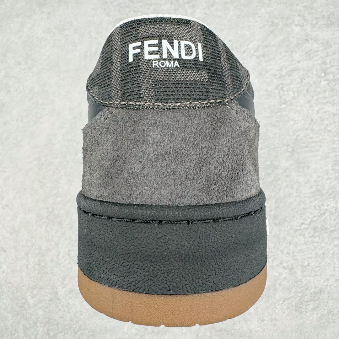 图片[8]-＃S版纯原 FENDI 芬迪 Match sneaters低帮运动鞋 独家定制 全身20几个细节点全部做到一致还原 吊打市面所有版本 独家原装套装配件官方同源 渠道原装订单 全套专柜包装物及配件#鞋底嵌入核心防伪芯片感应装置 FENDI芬迪match最新爆款情侣款运动鞋板鞋原版购入 高工艺无缝细空胶技术 贴楦误差0.05mm,鞋底采用固特异内外锁死工艺 最大限度弯折永不开胶 原鞋一致效果环保无味 鞋面采用麂皮和皮革拼接组合 logo内里采用毛巾绒里 上脚超级柔软 轻便 舒适搭配卫衣 尺码：35 36 37 38 39 40 41 42 43 44 45-选品中心