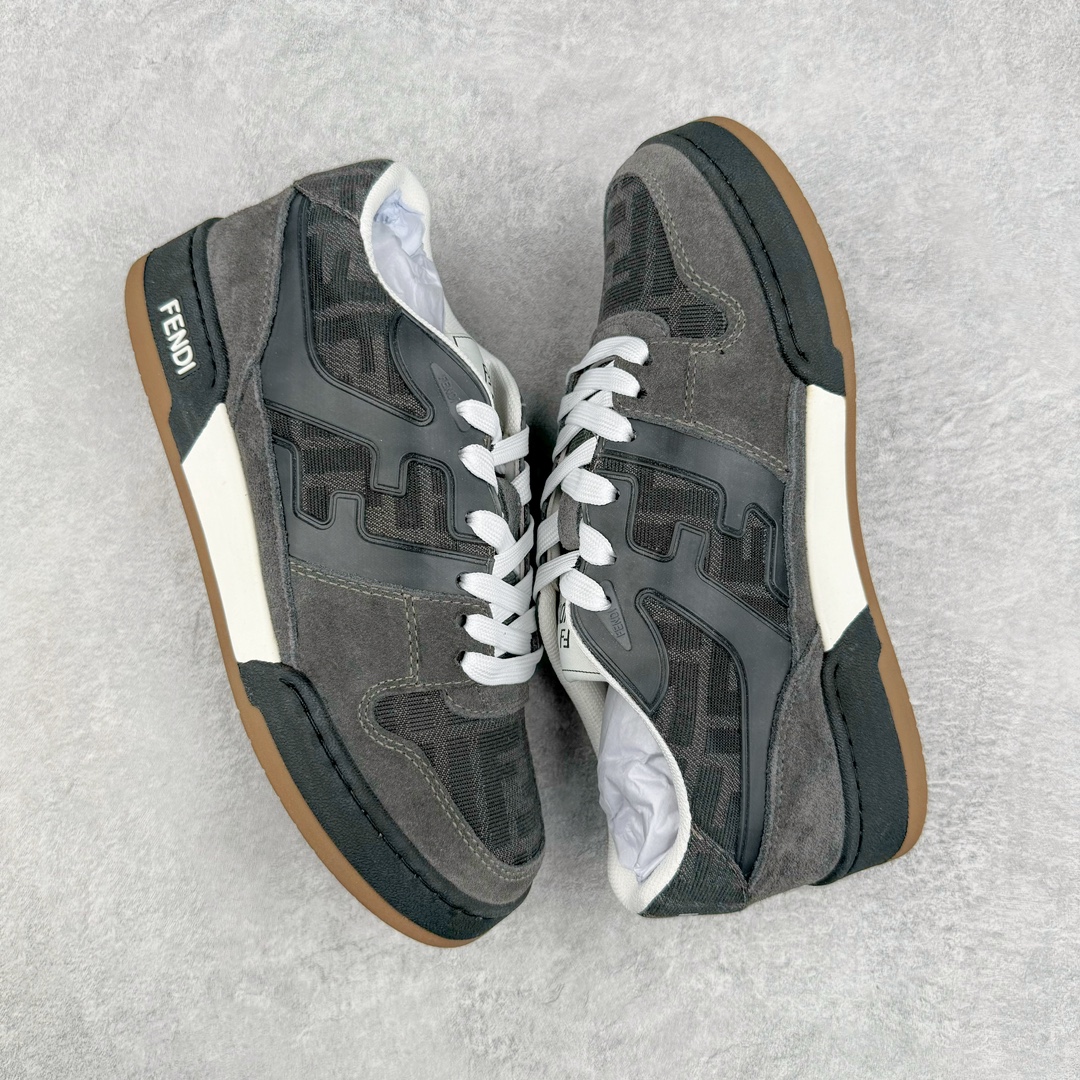 图片[3]-＃S版纯原 FENDI 芬迪 Match sneaters低帮运动鞋 独家定制 全身20几个细节点全部做到一致还原 吊打市面所有版本 独家原装套装配件官方同源 渠道原装订单 全套专柜包装物及配件#鞋底嵌入核心防伪芯片感应装置 FENDI芬迪match最新爆款情侣款运动鞋板鞋原版购入 高工艺无缝细空胶技术 贴楦误差0.05mm,鞋底采用固特异内外锁死工艺 最大限度弯折永不开胶 原鞋一致效果环保无味 鞋面采用麂皮和皮革拼接组合 logo内里采用毛巾绒里 上脚超级柔软 轻便 舒适搭配卫衣 尺码：35 36 37 38 39 40 41 42 43 44 45-选品中心